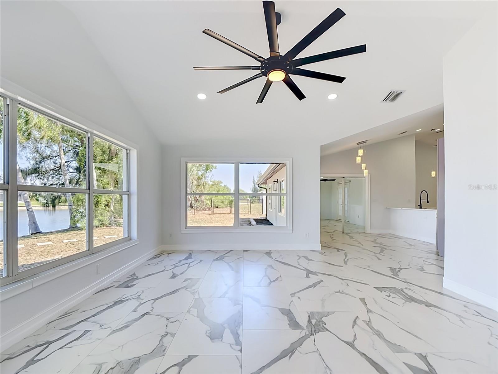 2503 AVIATION PKWY, CAPE CORAL, FL, 33904