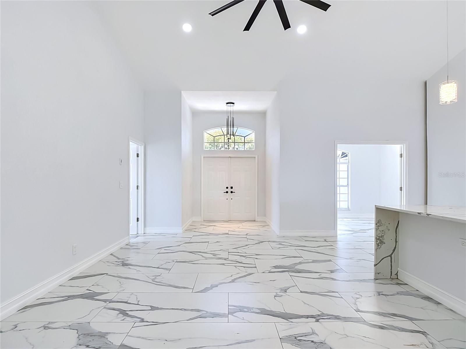 2503 AVIATION PKWY, CAPE CORAL, FL, 33904
