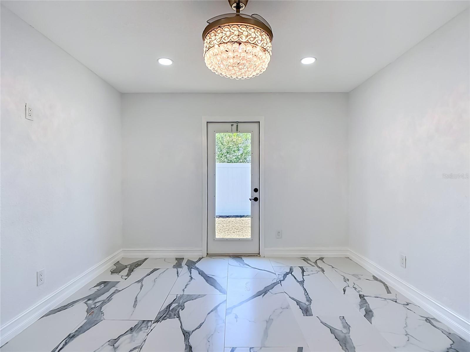 2503 AVIATION PKWY, CAPE CORAL, FL, 33904