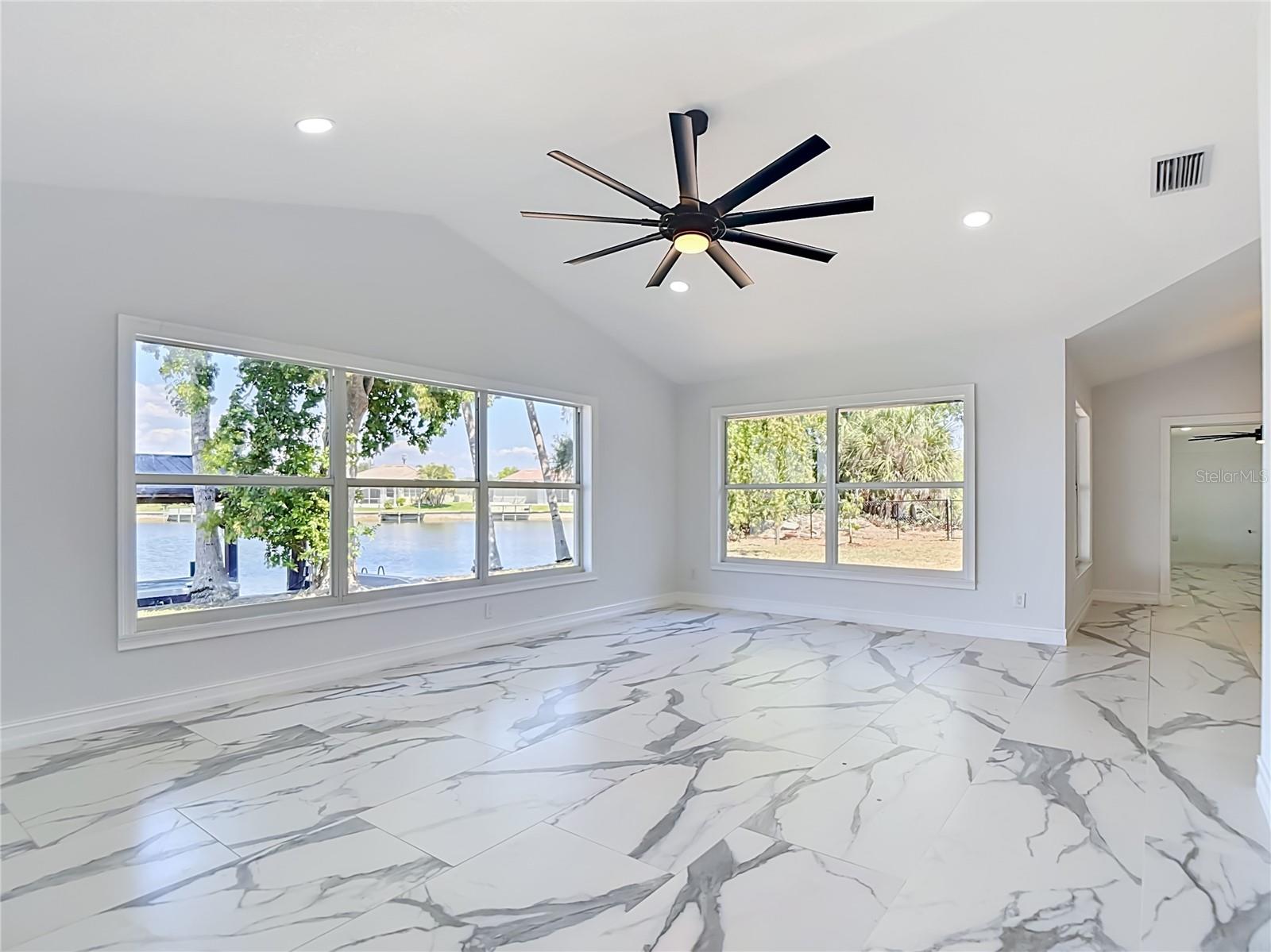 2503 AVIATION PKWY, CAPE CORAL, FL, 33904