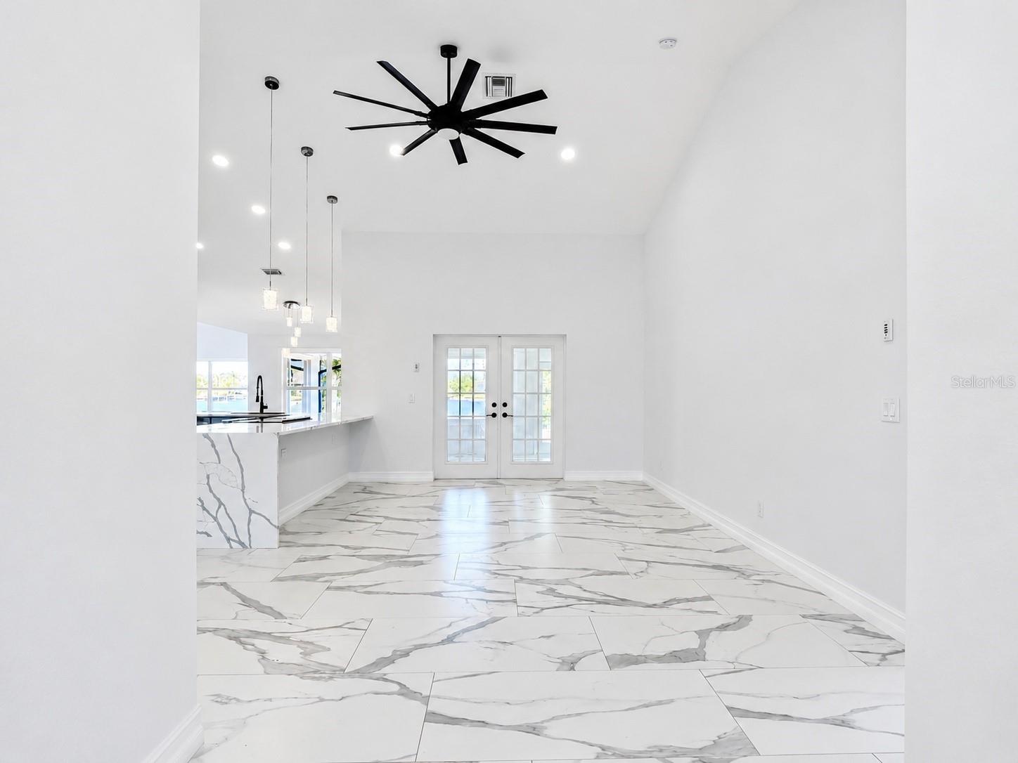 2503 AVIATION PKWY, CAPE CORAL, FL, 33904