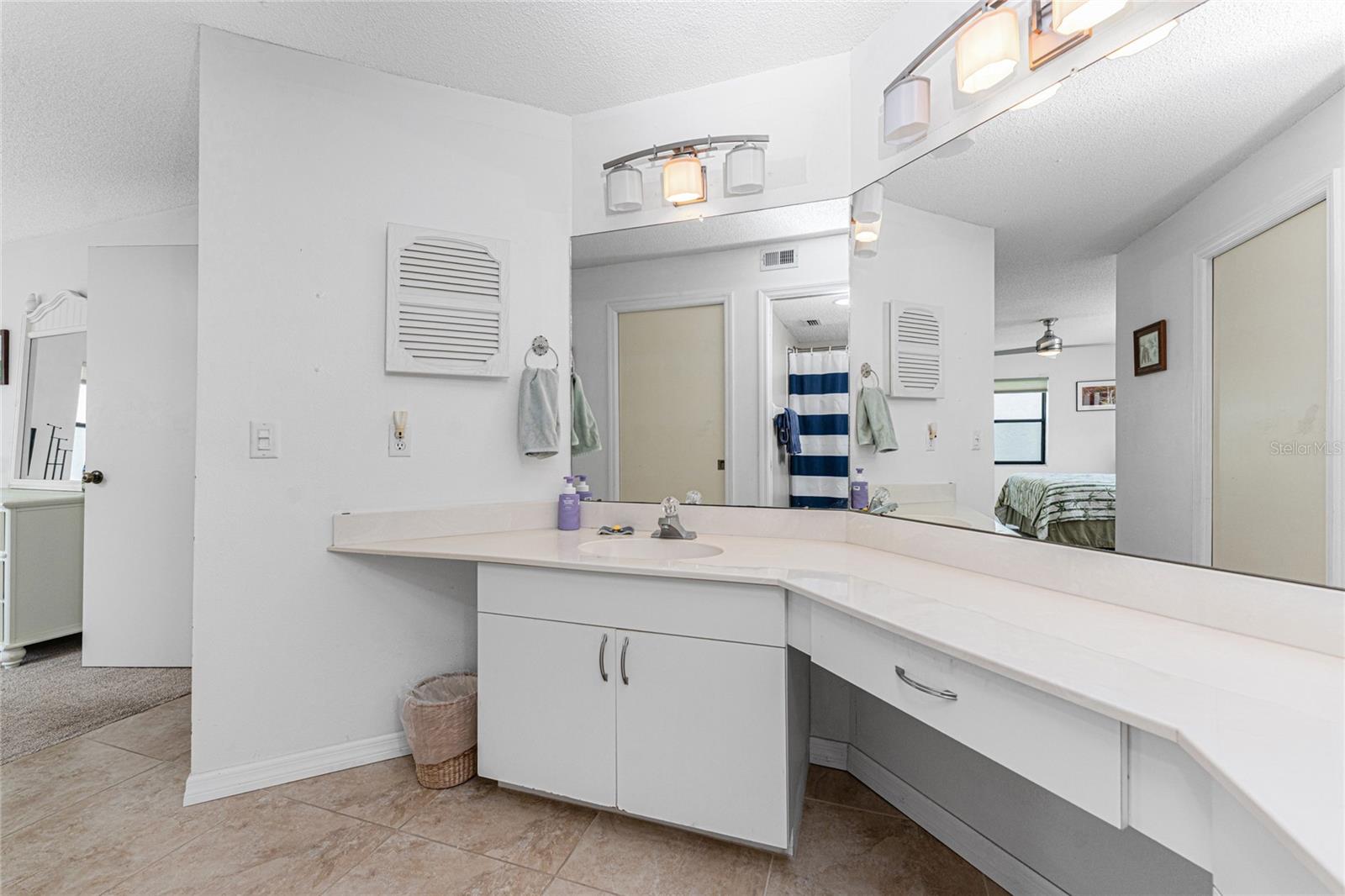 511 PINE HOLLOW CIR #511, ENGLEWOOD, FL, 34223