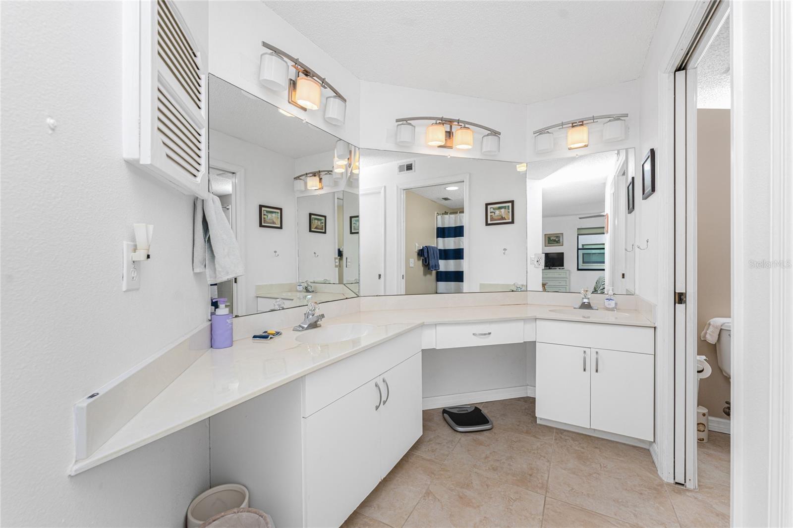511 PINE HOLLOW CIR #511, ENGLEWOOD, FL, 34223