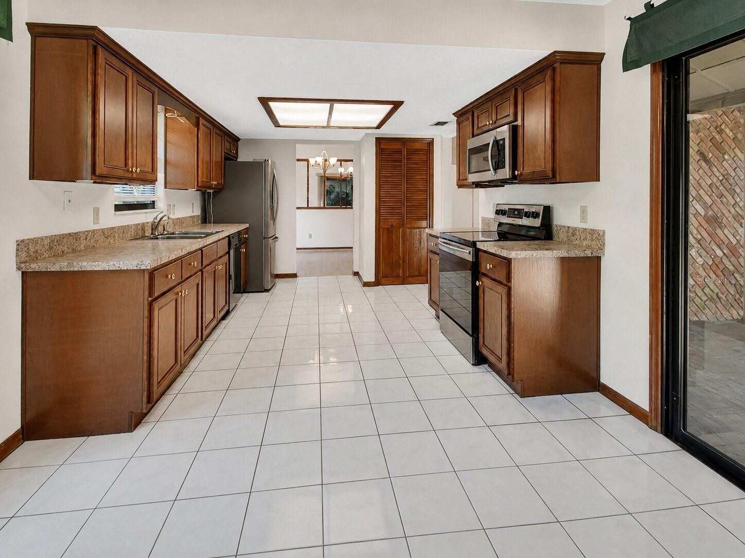 28 RAMBLEWOOD TRL, DELAND, FL, 32724