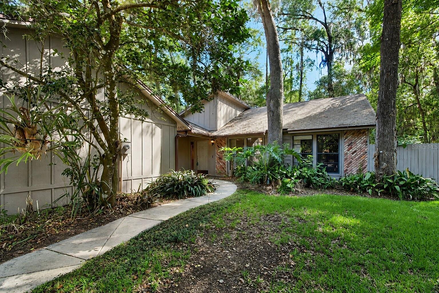 28 RAMBLEWOOD TRL, DELAND, FL, 32724