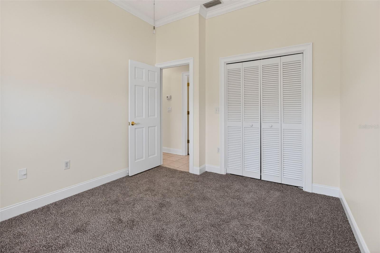 2135 VANCE AVE, PALM HARBOR, FL, 34683