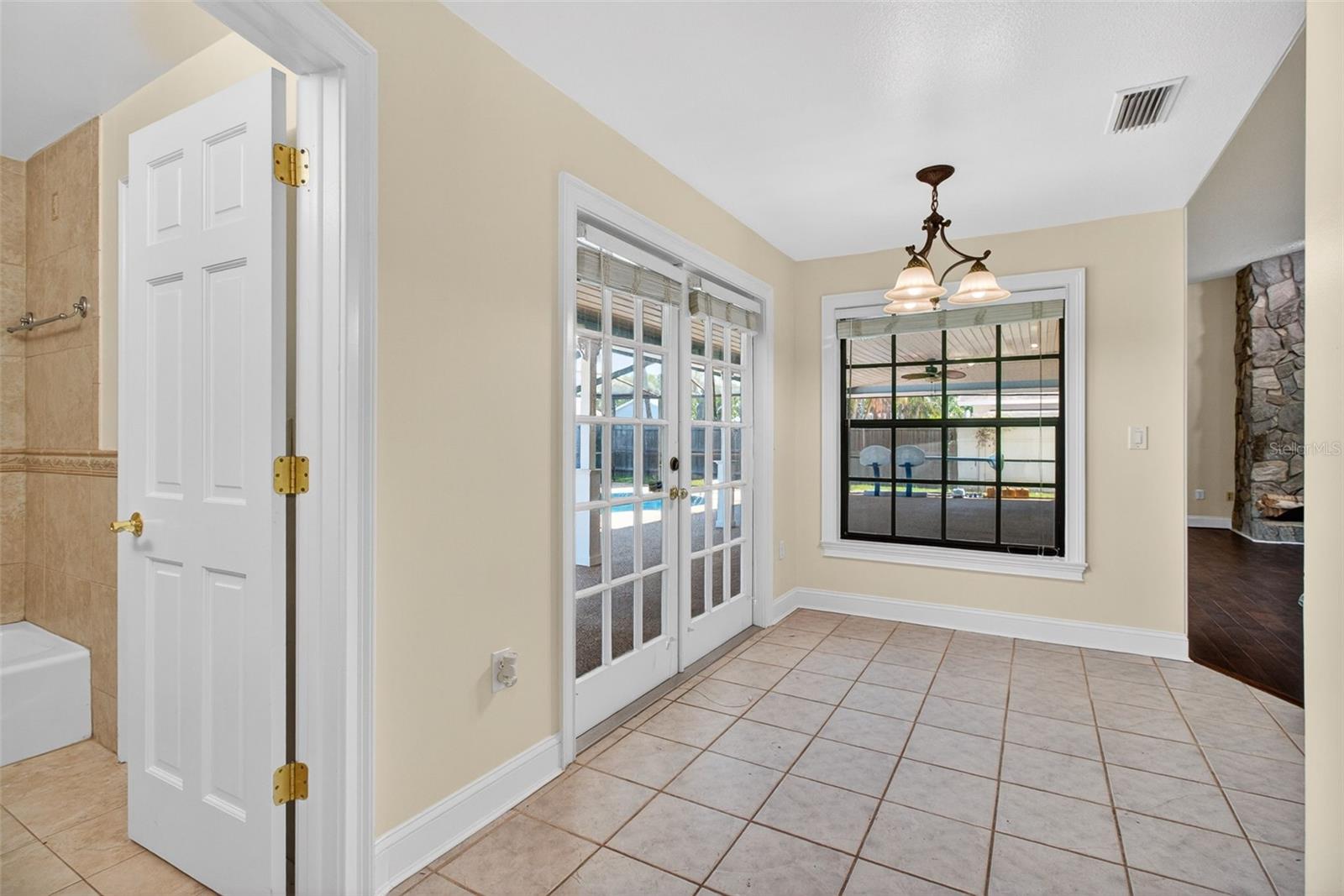 2135 VANCE AVE, PALM HARBOR, FL, 34683
