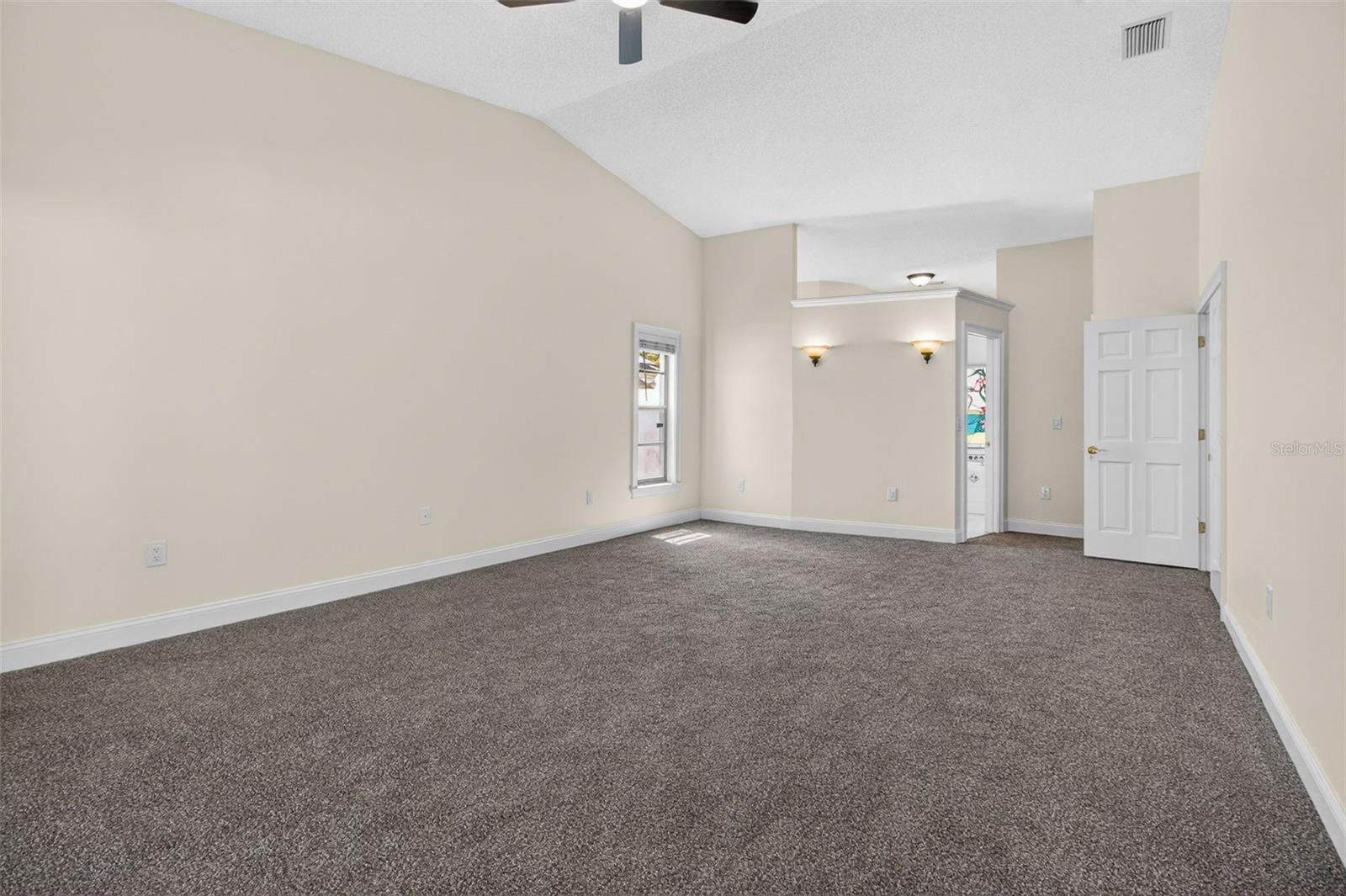 2135 VANCE AVE, PALM HARBOR, FL, 34683