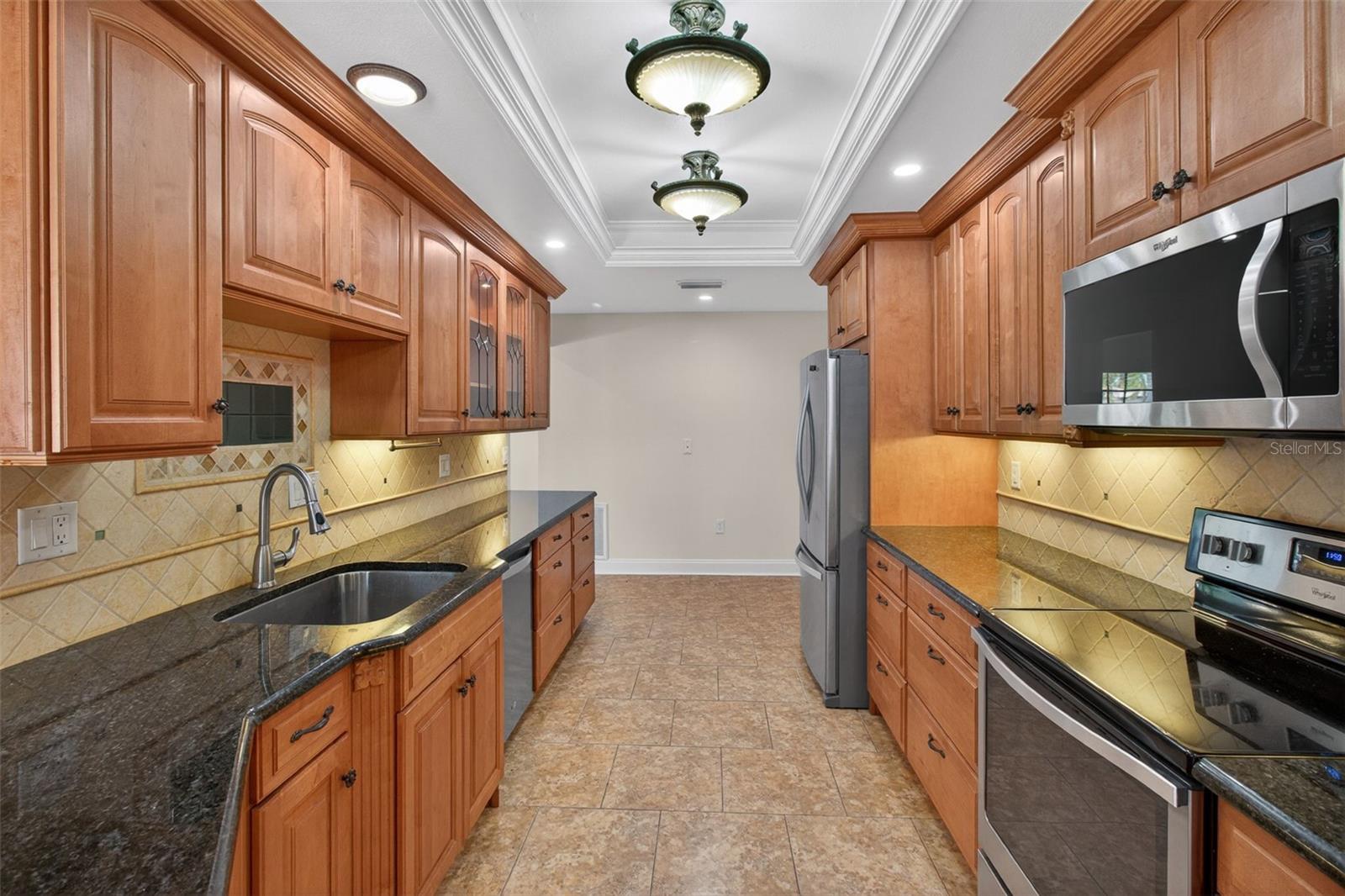 2135 VANCE AVE, PALM HARBOR, FL, 34683