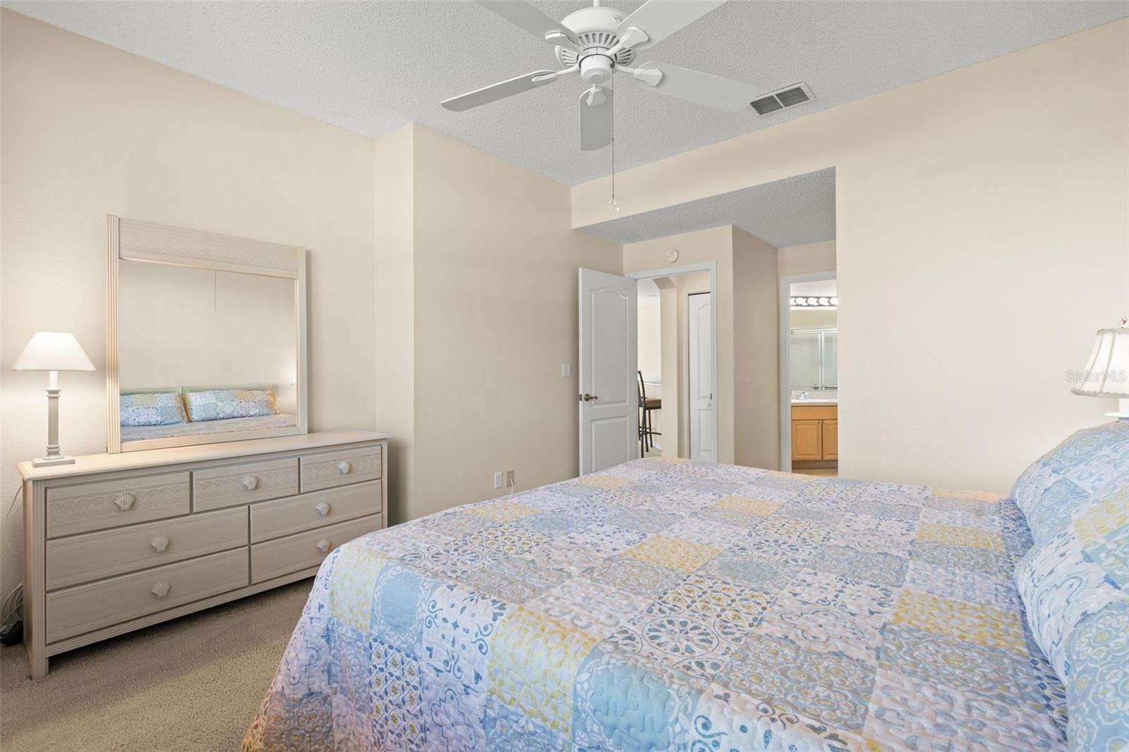 2129 ACADIA GREENS DR, SUN CITY CENTER, FL, 33573