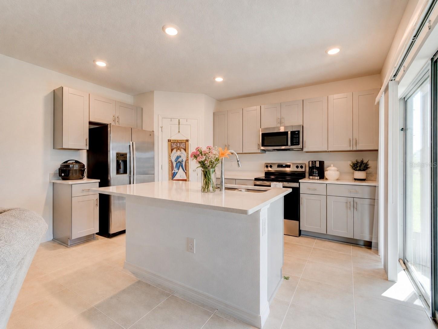 176 JONES FISH CAMP RD, EDGEWATER, FL, 32141