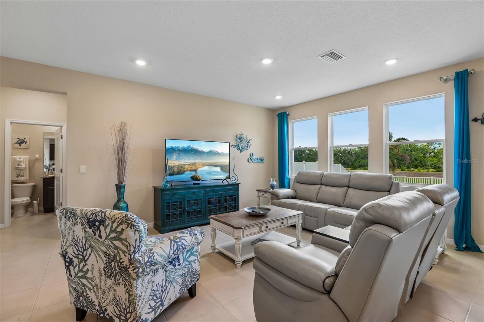 16976 OVAL RUM DR, WIMAUMA, FL, 33598