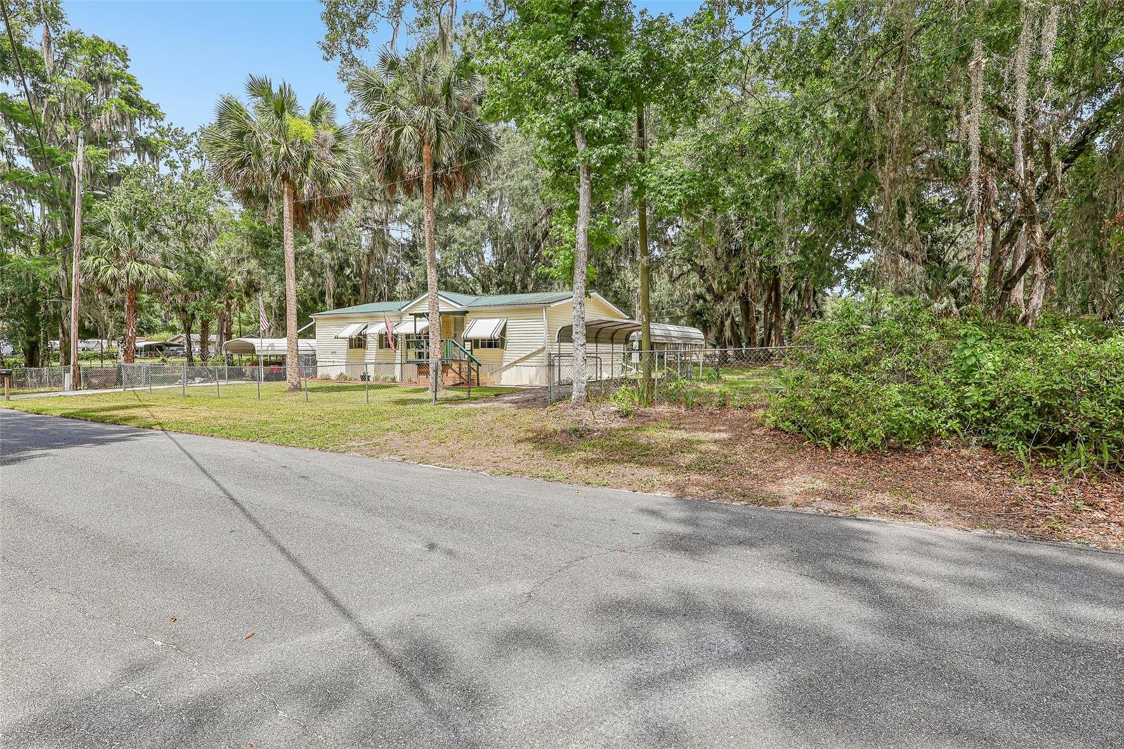 2903 CR 426E, LAKE PANASOFFKEE, FL, 33538