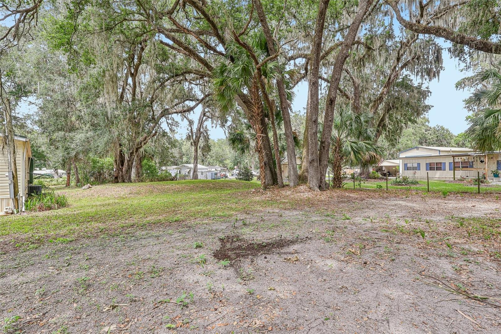 2903 CR 426E, LAKE PANASOFFKEE, FL, 33538