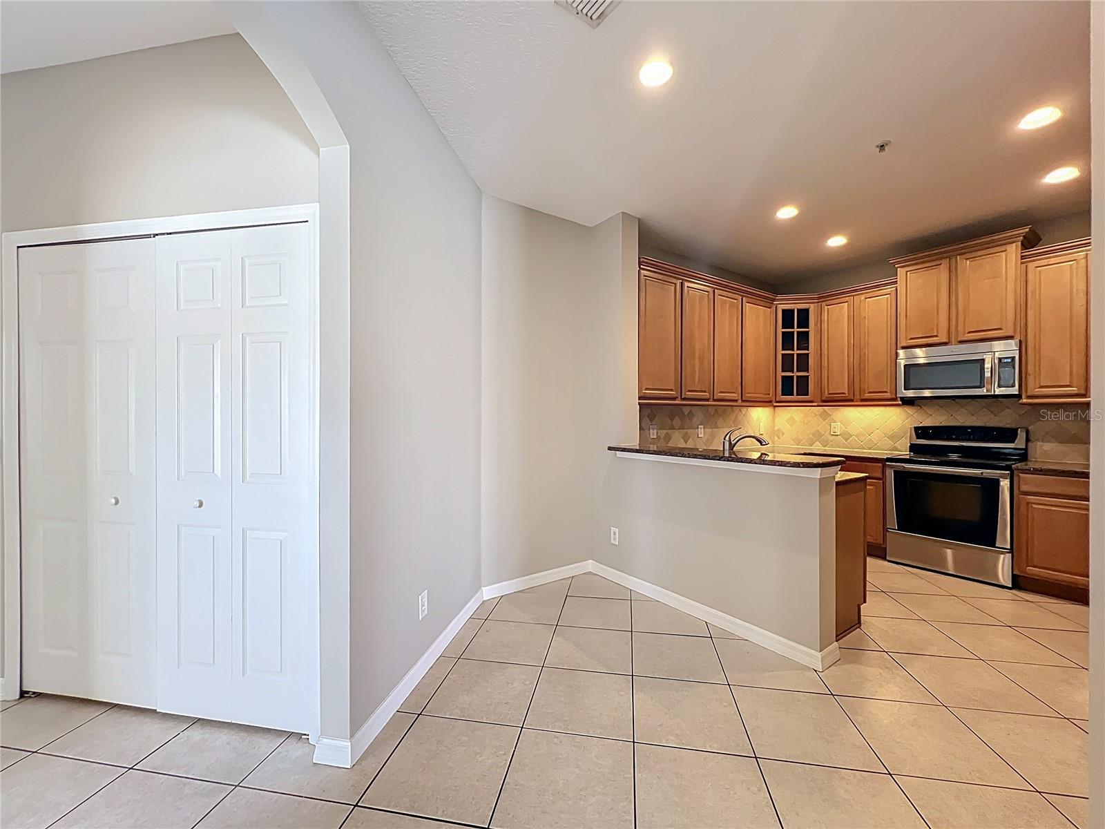 679 CANYON STONE CIR, LAKE MARY, FL, 32746