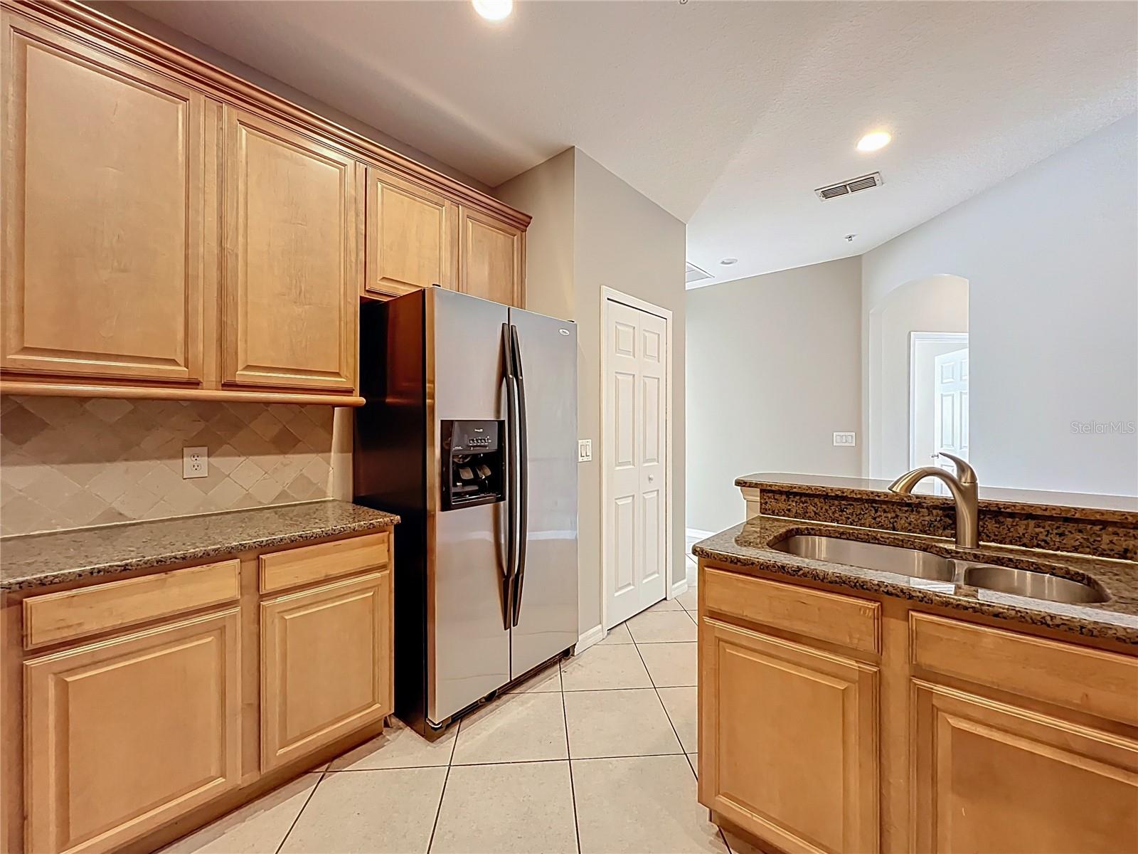 679 CANYON STONE CIR, LAKE MARY, FL, 32746
