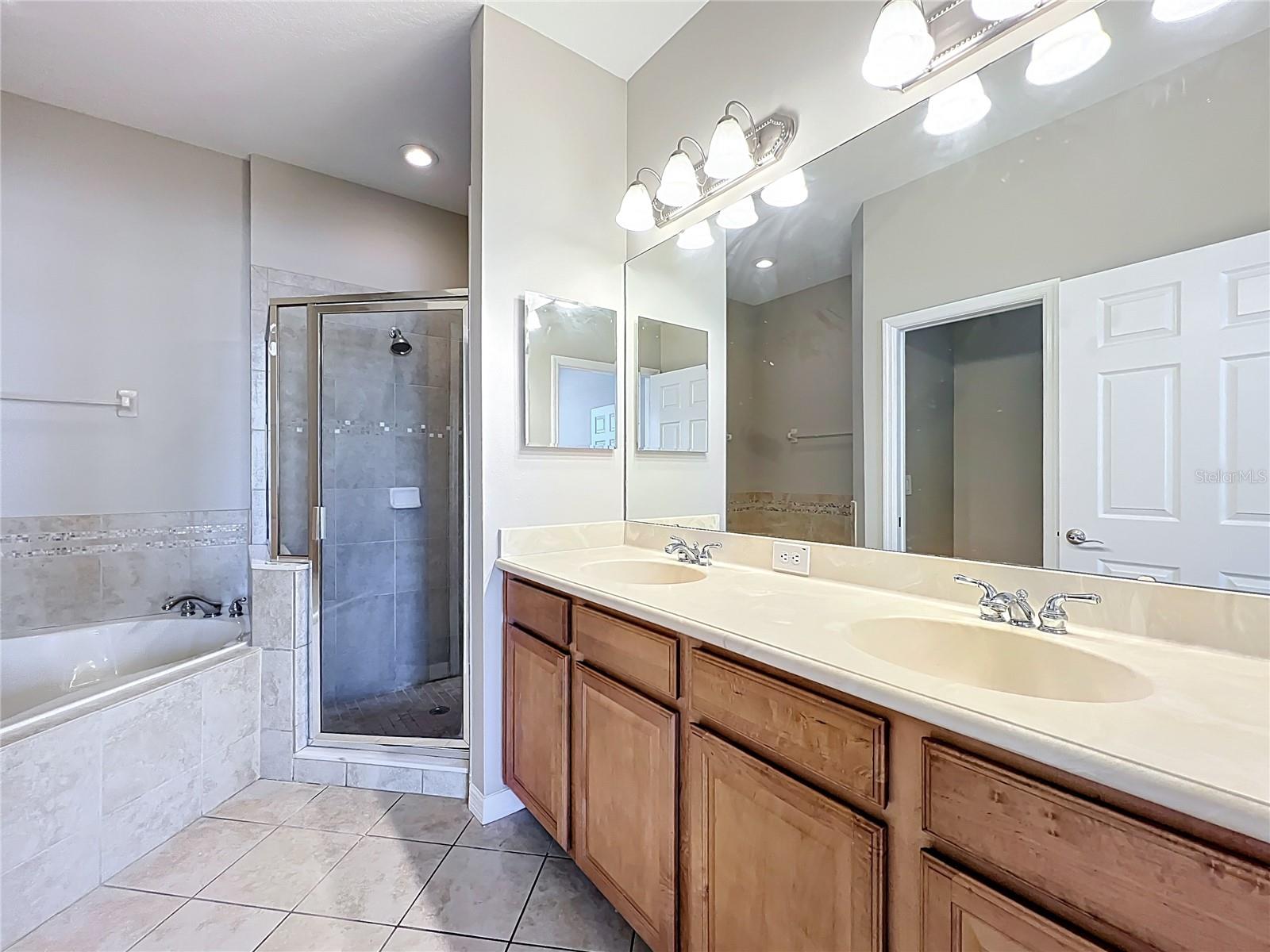 679 CANYON STONE CIR, LAKE MARY, FL, 32746
