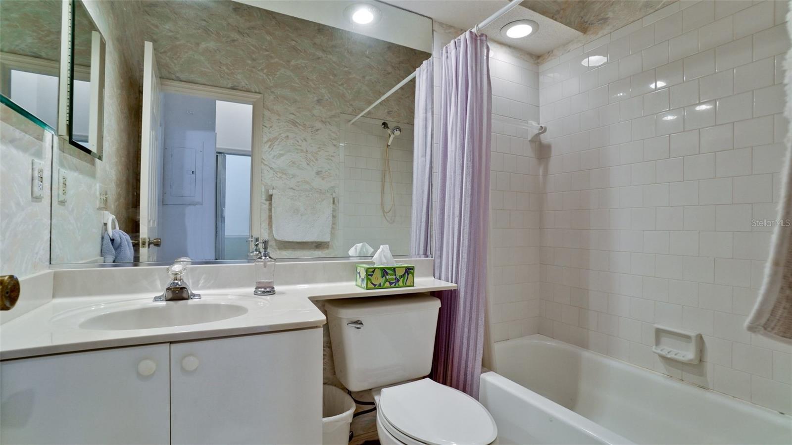 1011 IBIS CT, BRADENTON, FL, 34209