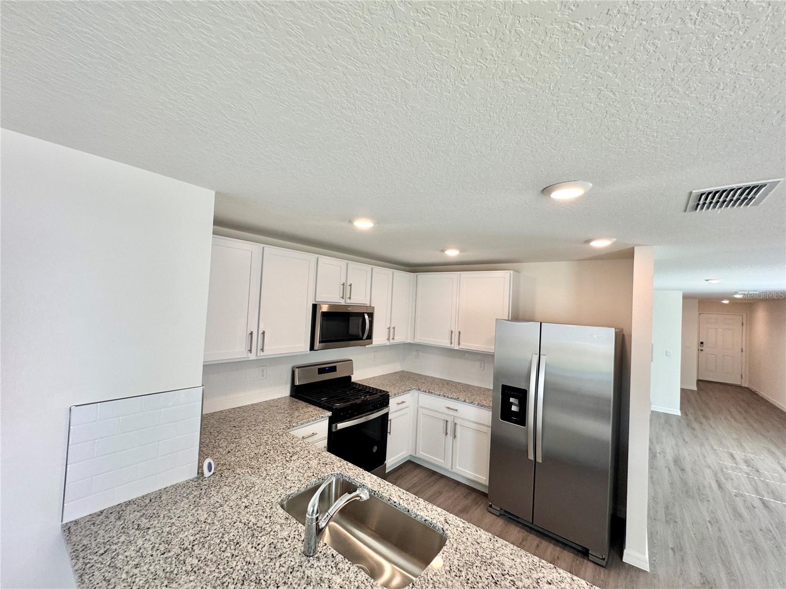 36100 SUNFLOWER HILL DR, ZEPHYRHILLS, FL, 33541