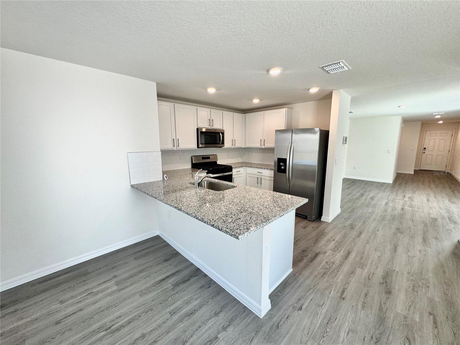 36100 SUNFLOWER HILL DR, ZEPHYRHILLS, FL, 33541