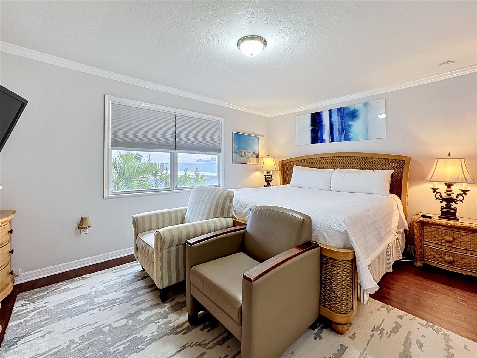 120 52ND ST, HOLMES BEACH, FL, 34217