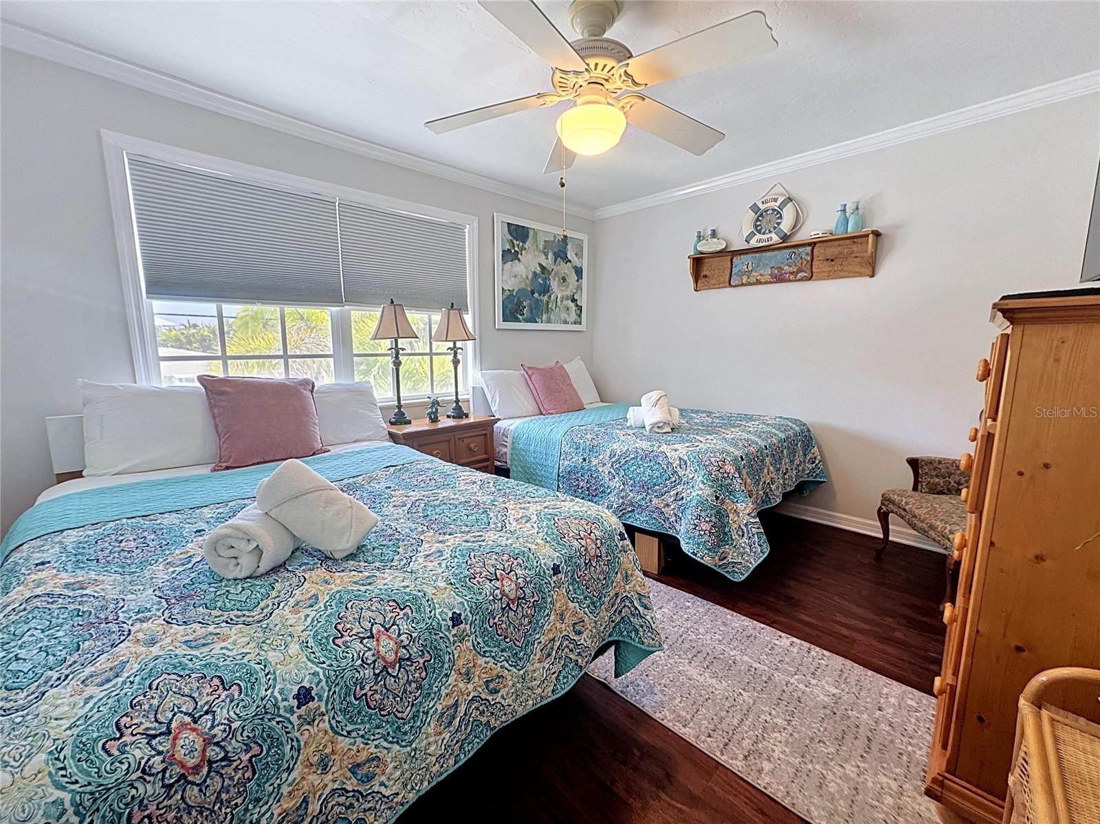 120 52ND ST, HOLMES BEACH, FL, 34217