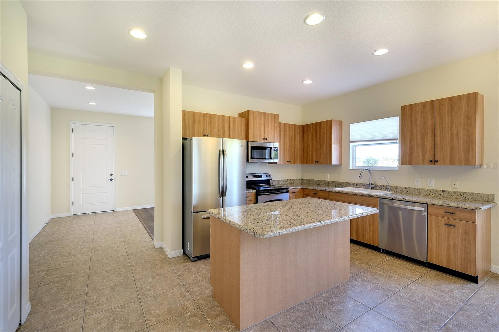 1450 BLUE HORIZON CIR, BRADENTON, FL, 34208