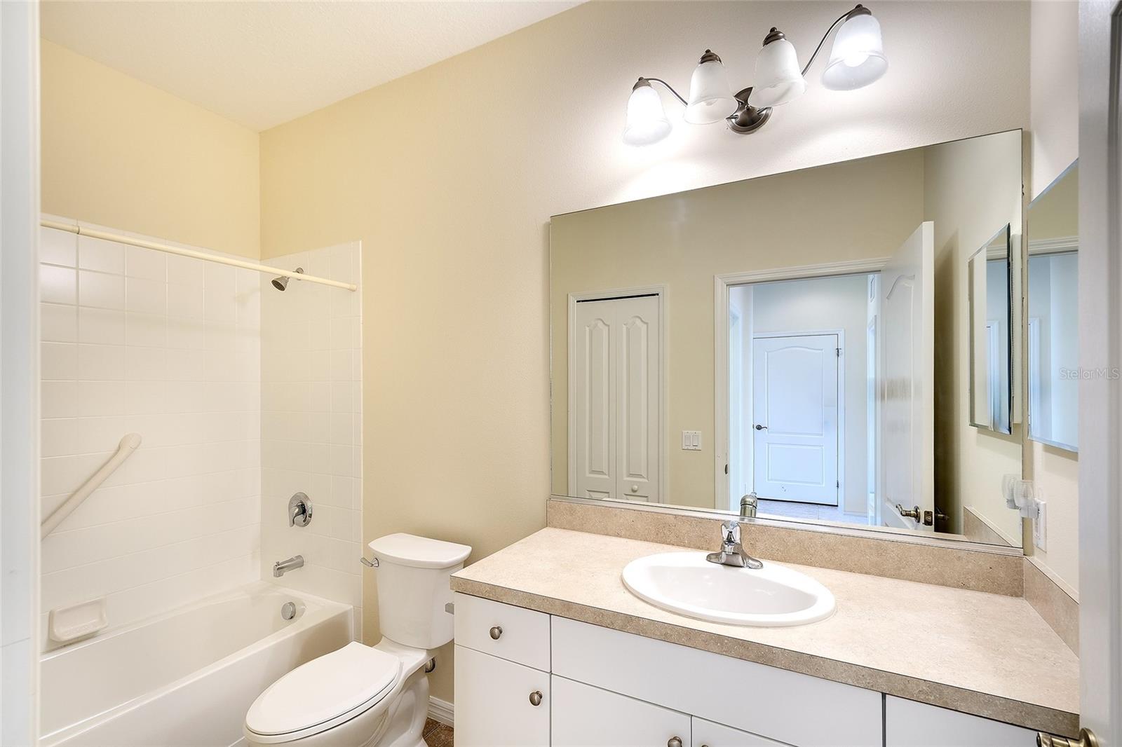 1450 BLUE HORIZON CIR, BRADENTON, FL, 34208