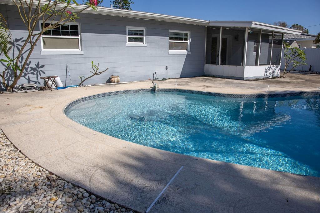 10126 E 4TH ST E, TREASURE ISLAND, FL, 33706