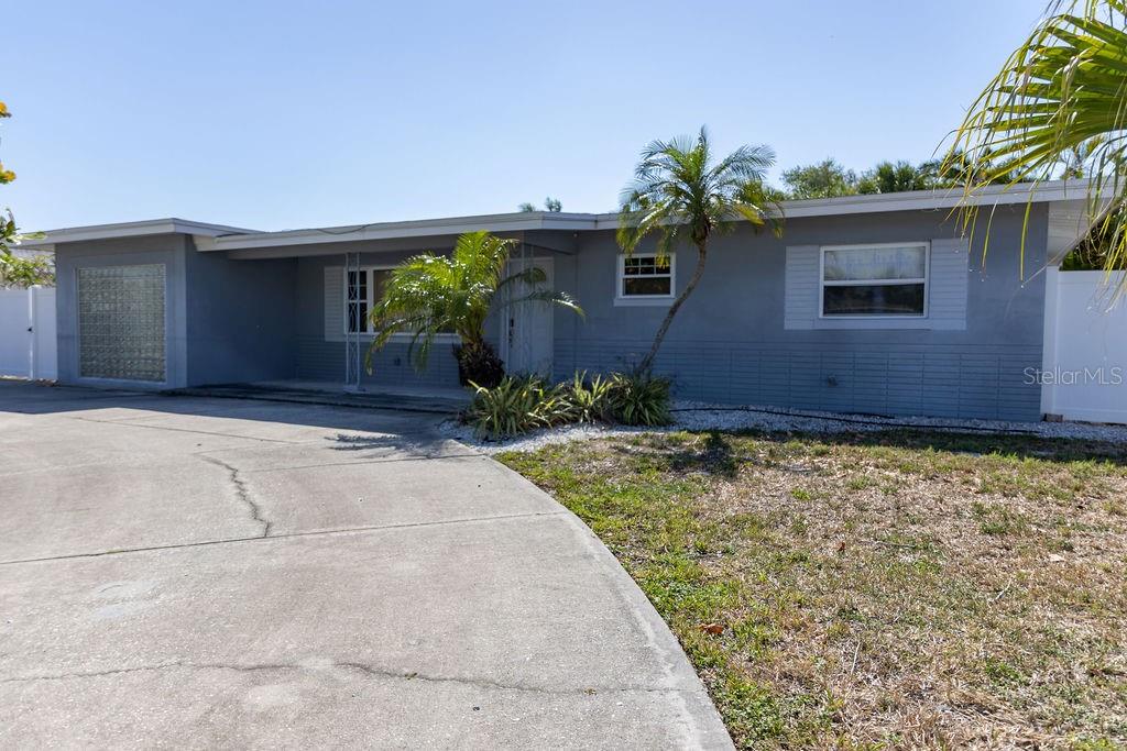 10126 E 4TH ST E, TREASURE ISLAND, FL, 33706