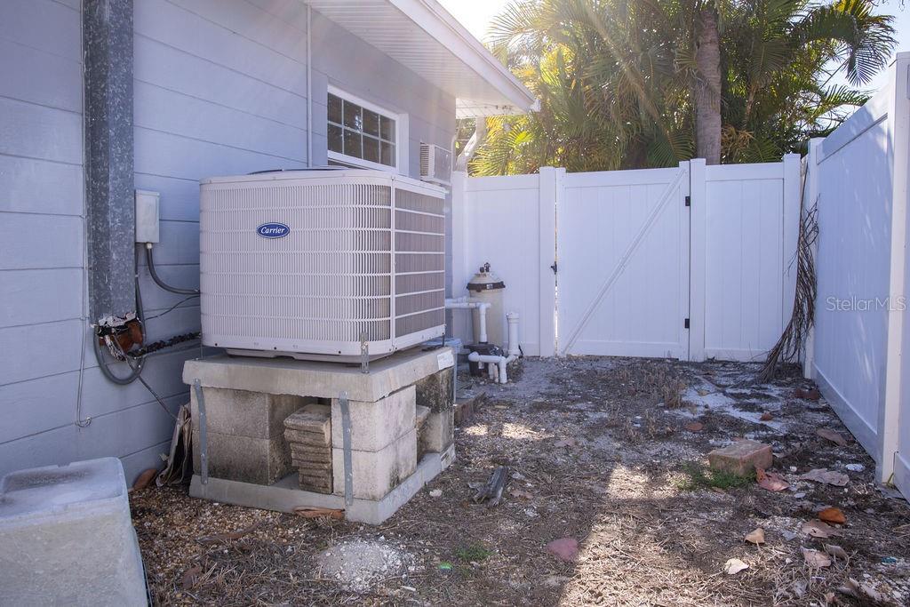 10126 E 4TH ST E, TREASURE ISLAND, FL, 33706