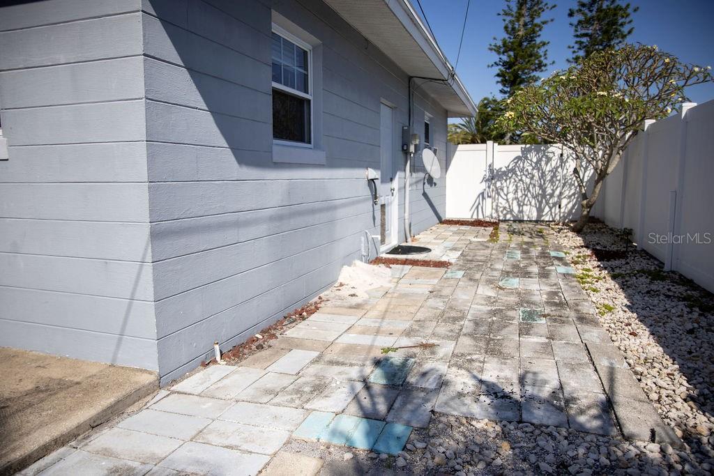 10126 E 4TH ST E, TREASURE ISLAND, FL, 33706