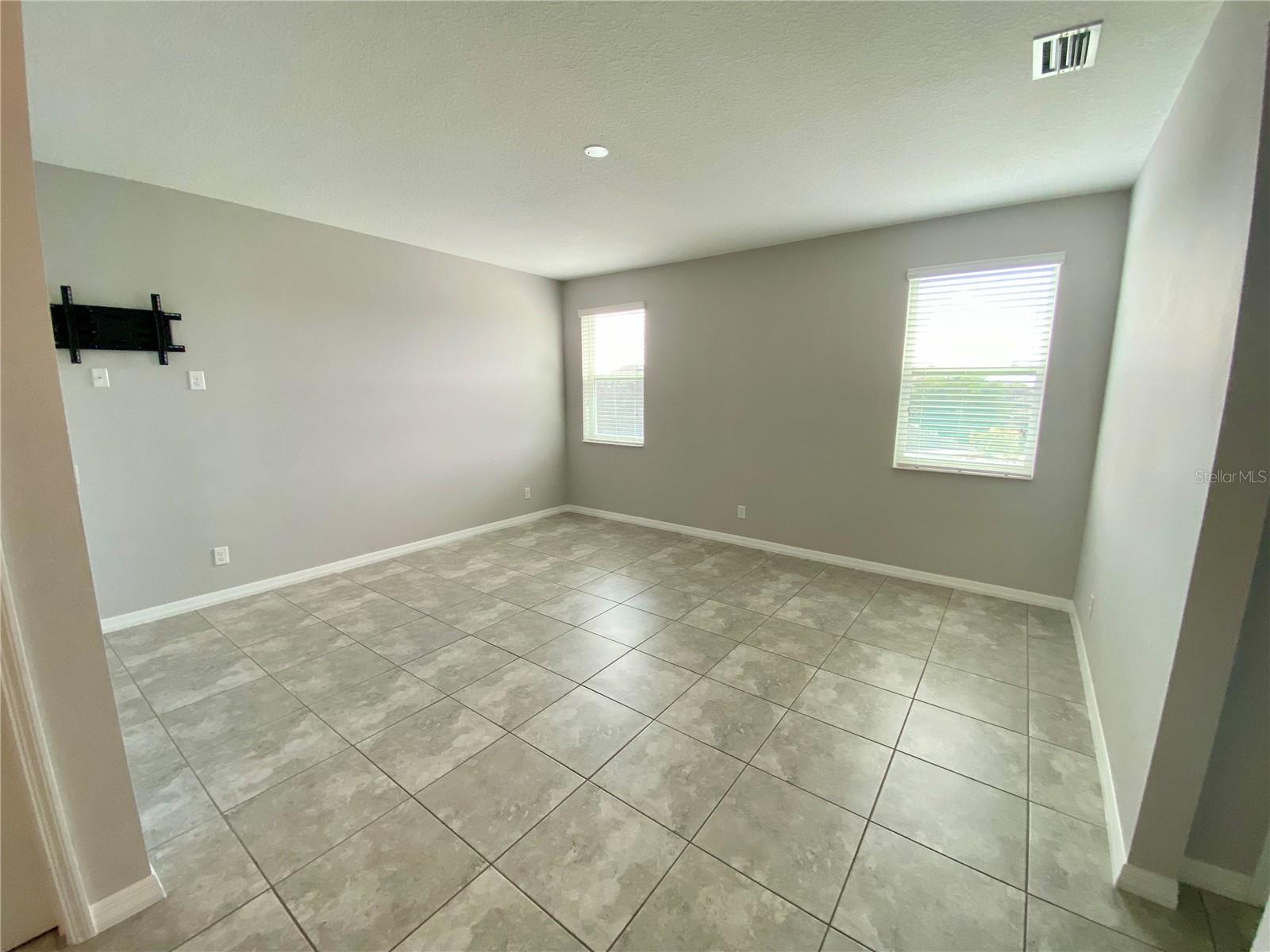 1015 GRAND HILLTOP DR, APOPKA, FL, 32703