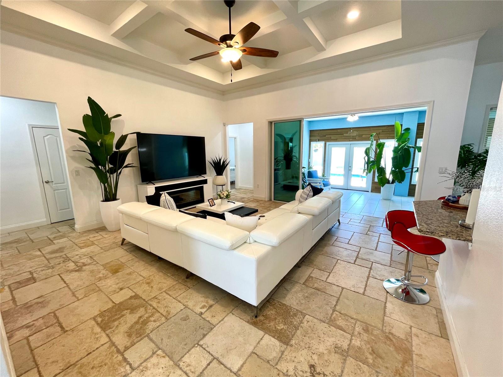 15 N SENSENEY, PALM COAST, FL, 32164
