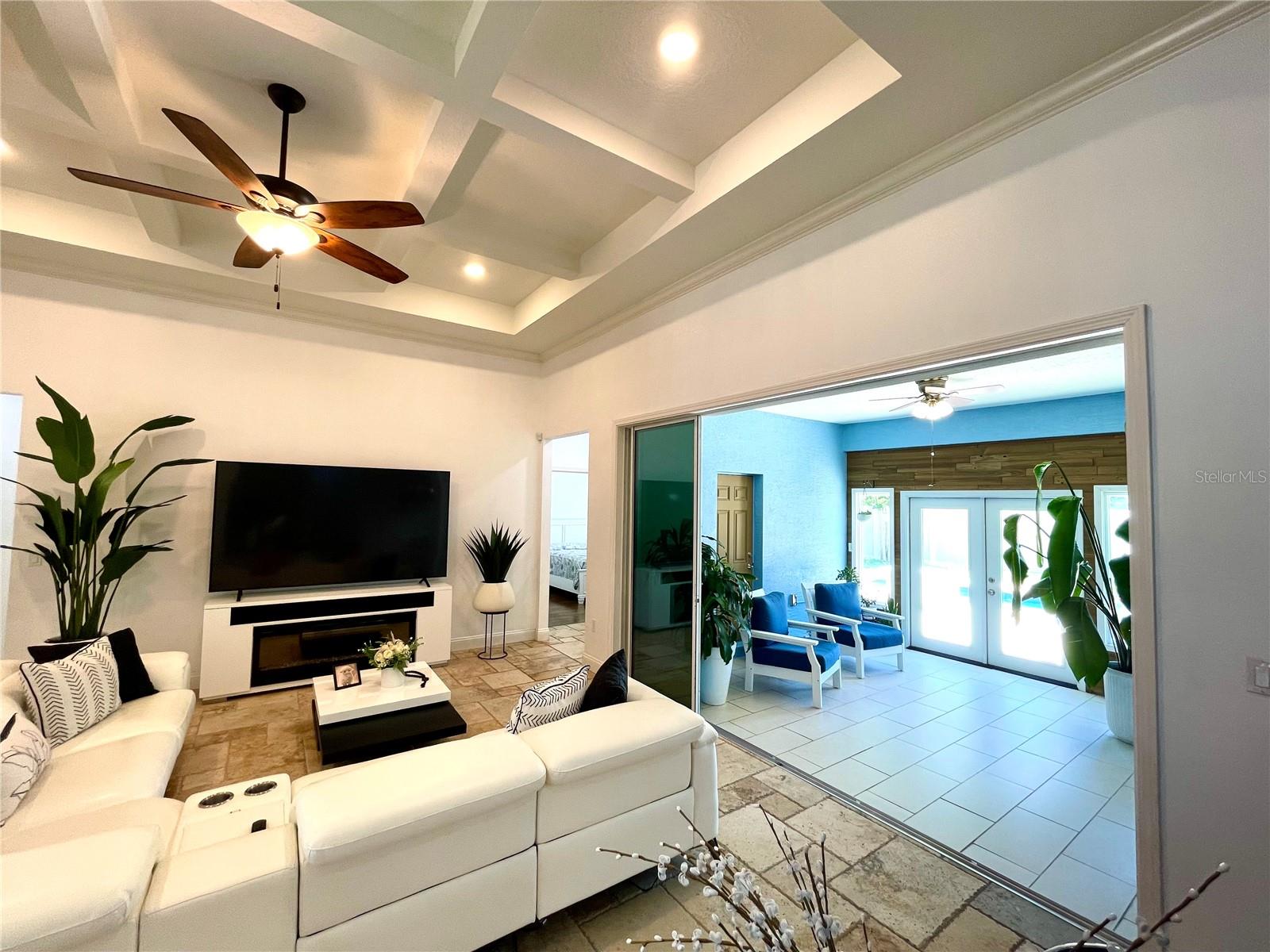 15 N SENSENEY, PALM COAST, FL, 32164