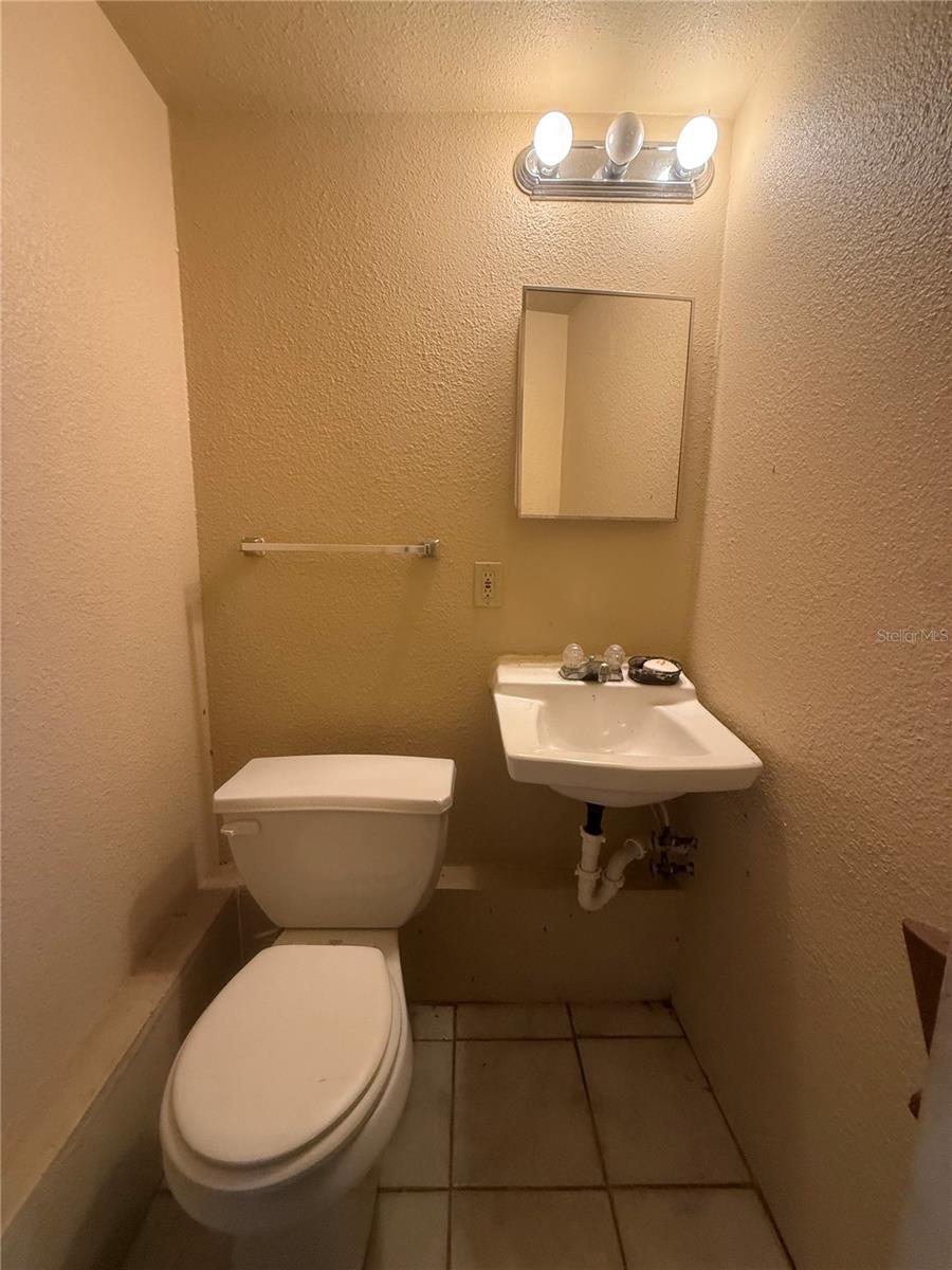 1428 38TH AVE N, ST PETERSBURG, FL, 33704