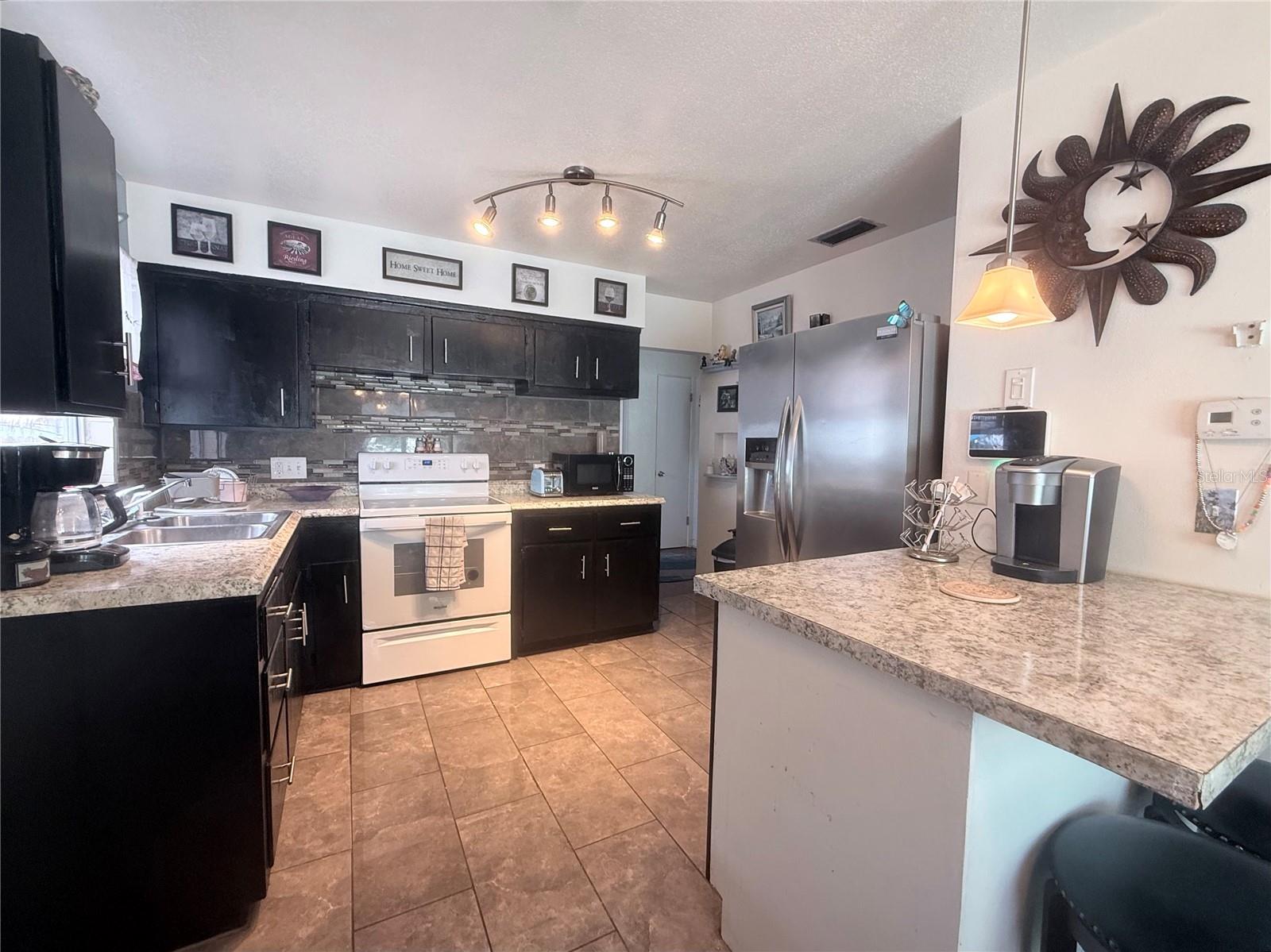 1428 38TH AVE N, ST PETERSBURG, FL, 33704