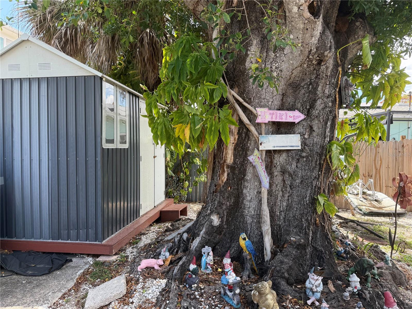 1428 38TH AVE N, ST PETERSBURG, FL, 33704