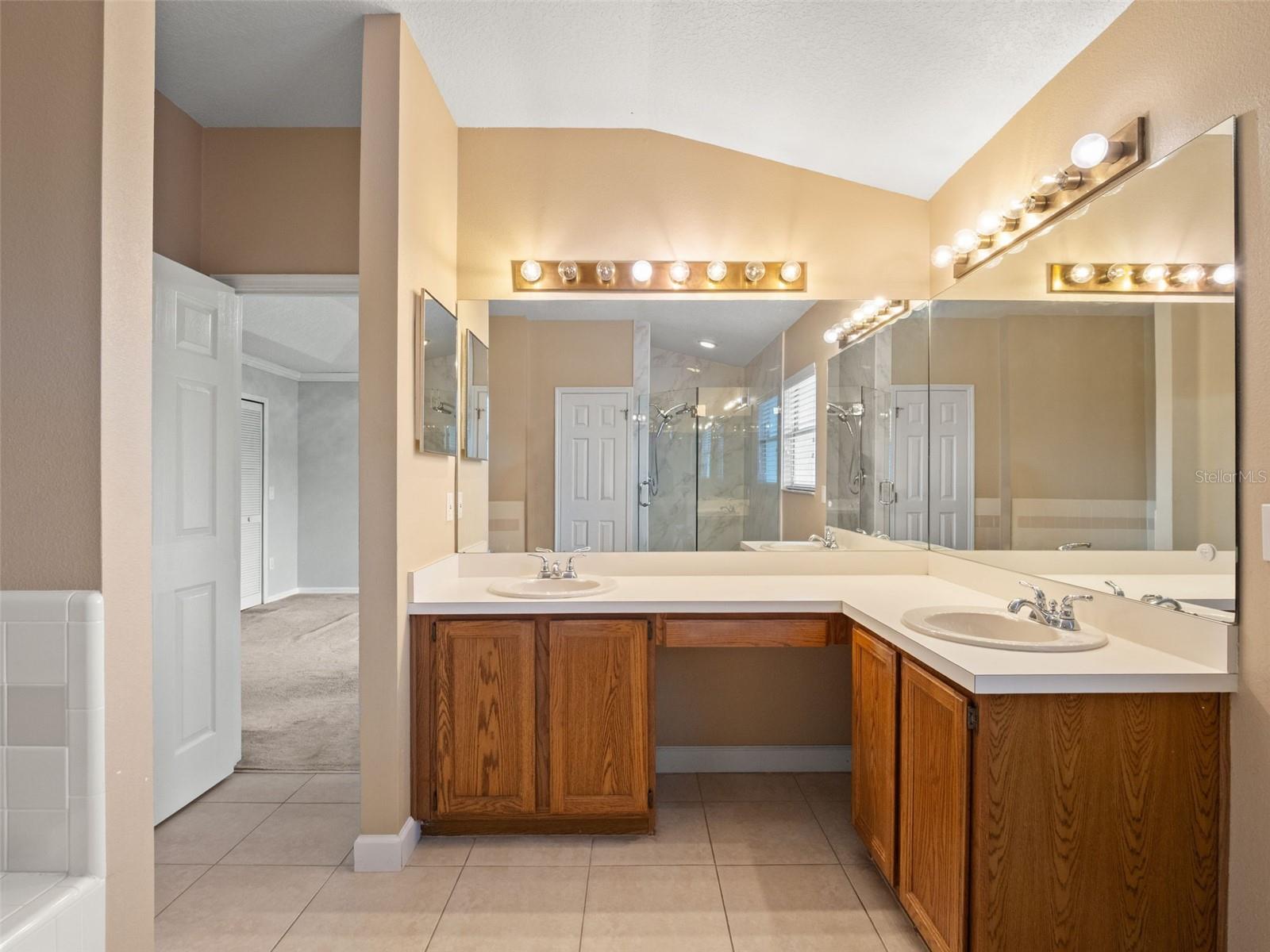 2394 HUNTINGDALE LN, OVIEDO, FL, 32765