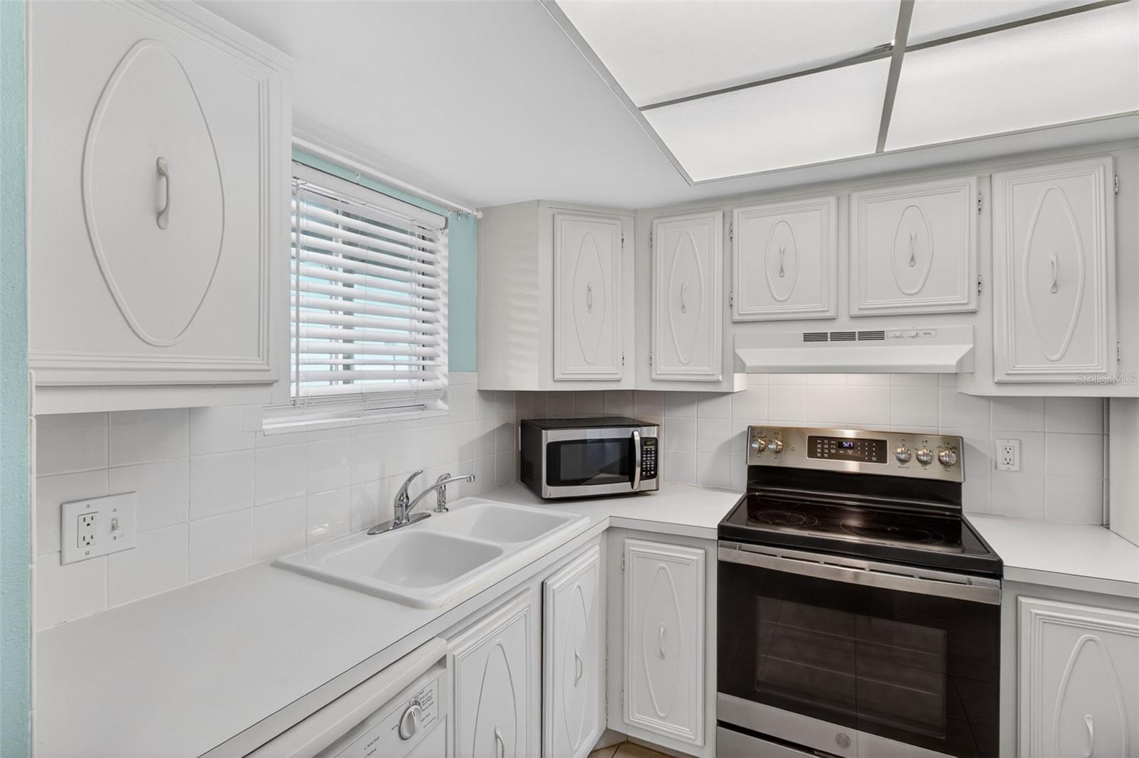 801 83RD AVE N #118, ST PETERSBURG, FL, 33702