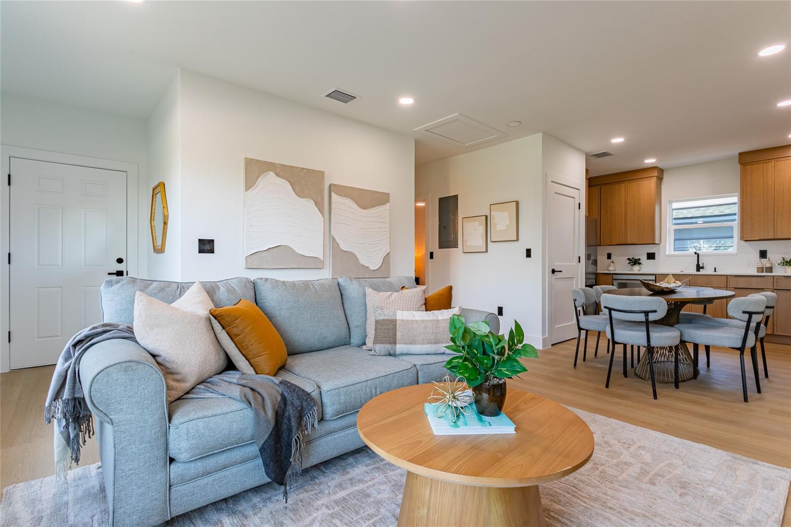 2561/2563 21ST ST S, ST PETERSBURG, FL, 33712
