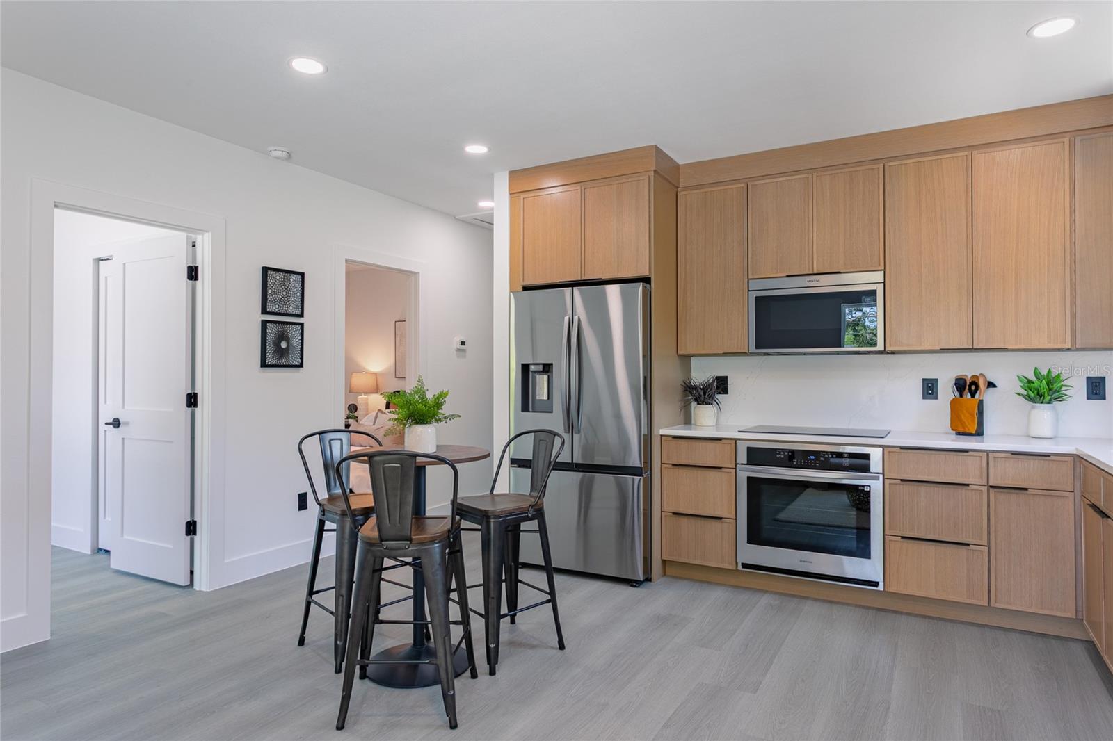 2561/2563 21ST ST S, ST PETERSBURG, FL, 33712