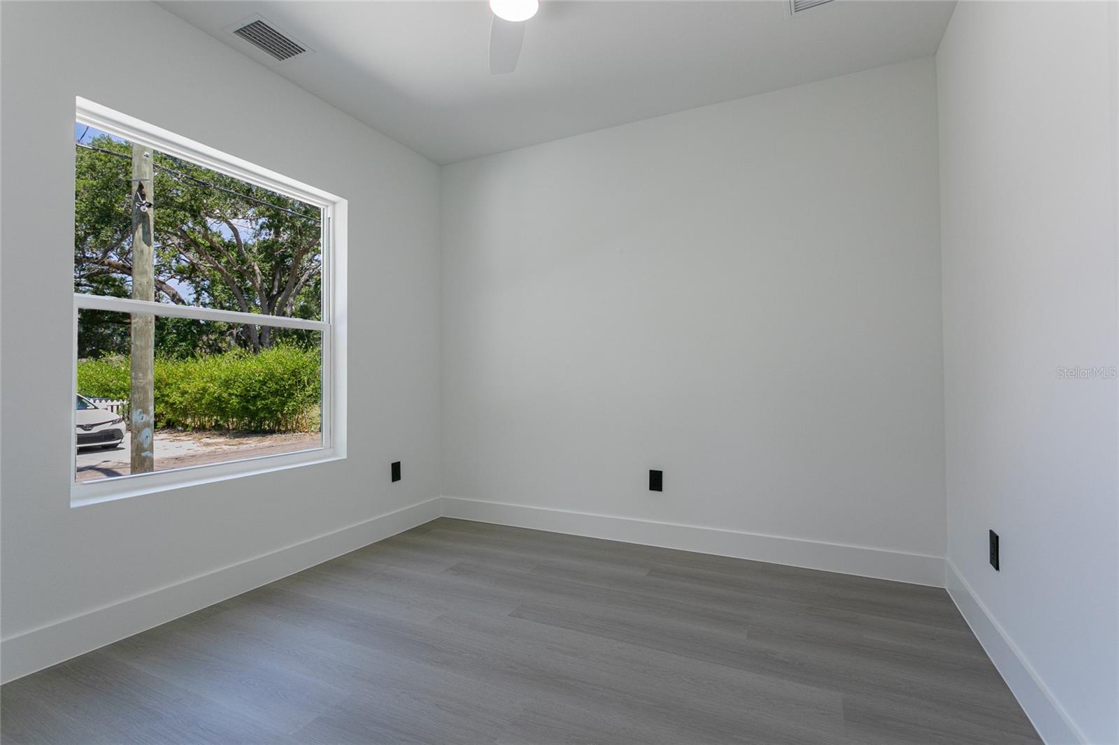 2561/2563 21ST ST S, ST PETERSBURG, FL, 33712