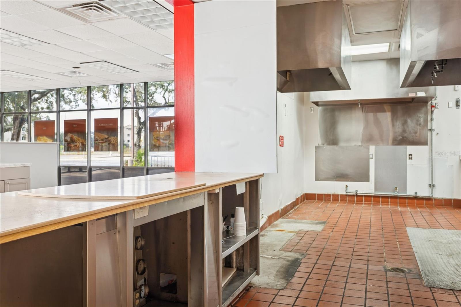 6620 E DR MARTIN LUTHER KING JR BLVD, TAMPA, FL, 33619