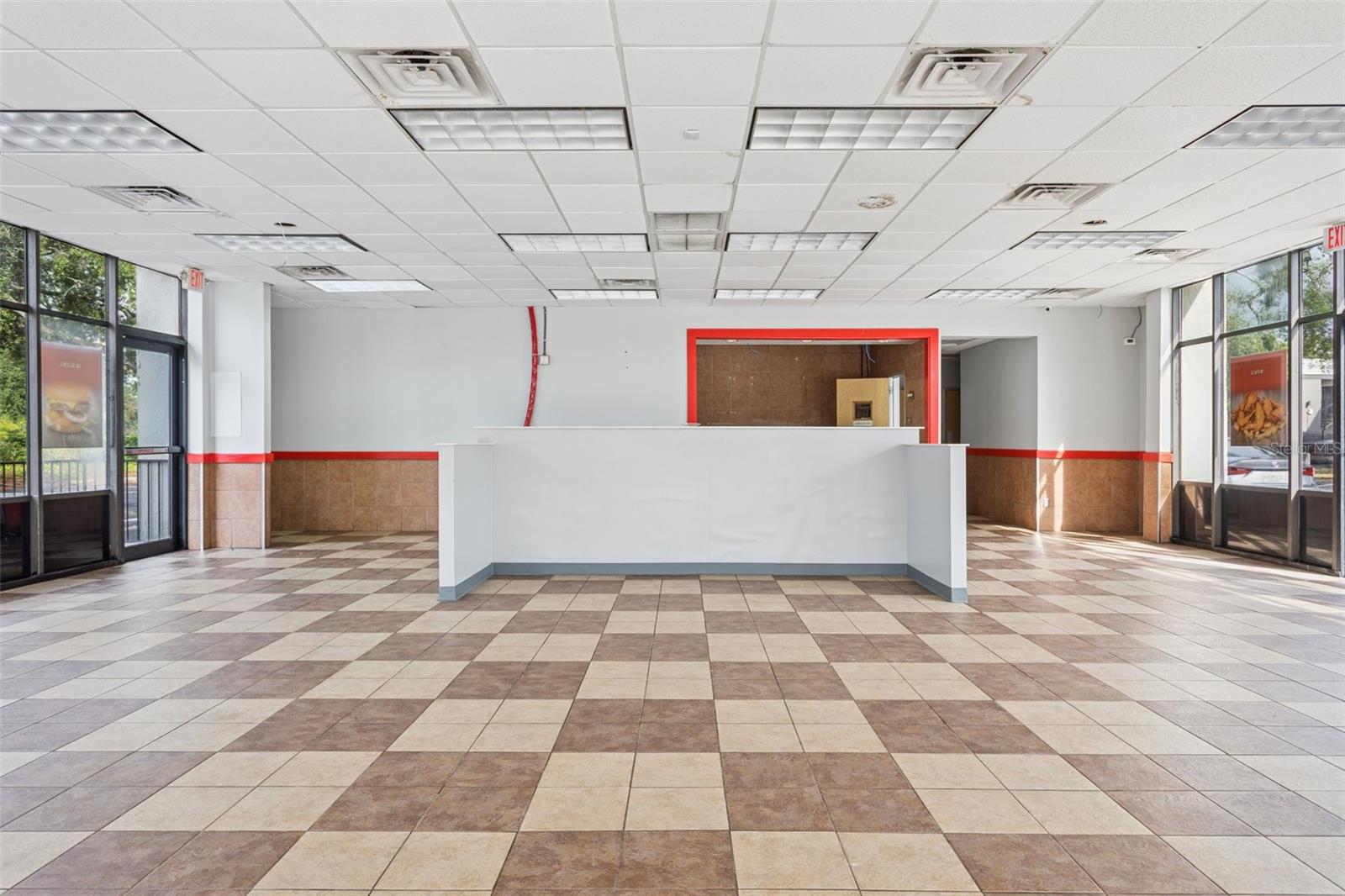 6620 E DR MARTIN LUTHER KING JR BLVD, TAMPA, FL, 33619
