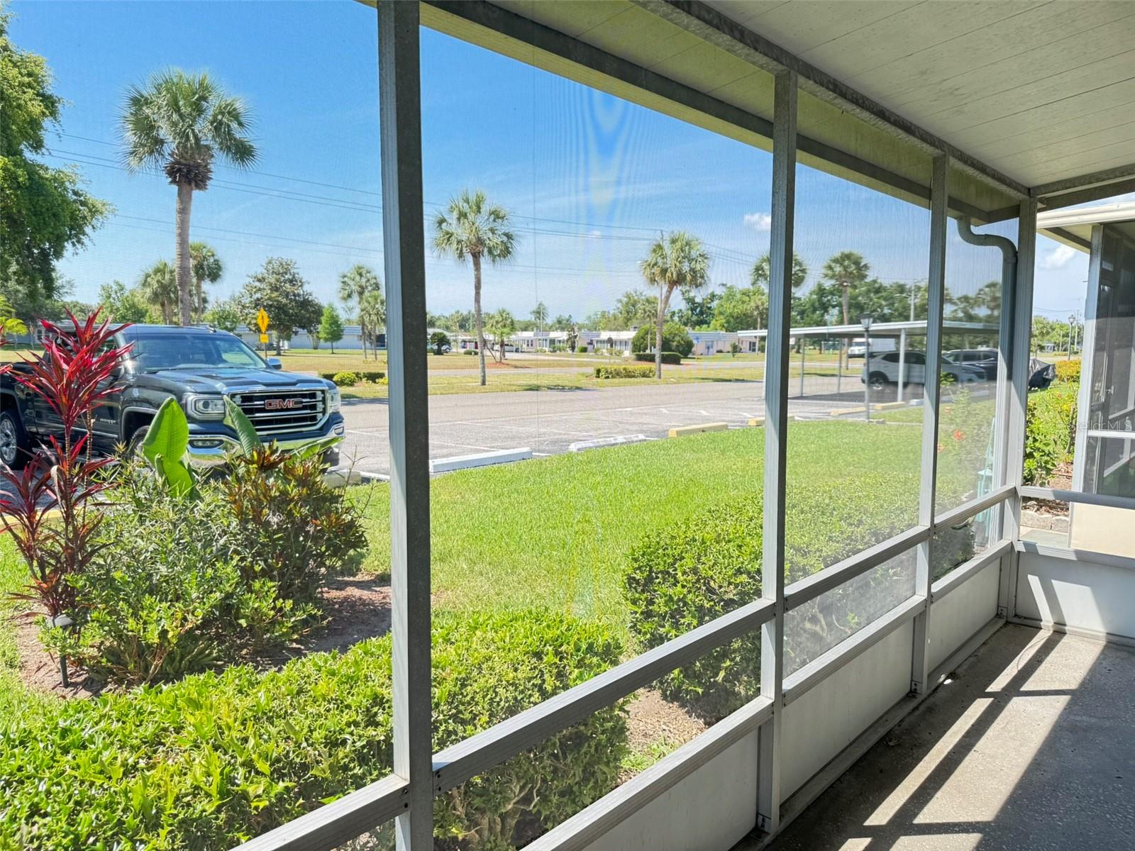 201 KINGS BLVD #5, SUN CITY CENTER, FL, 33573