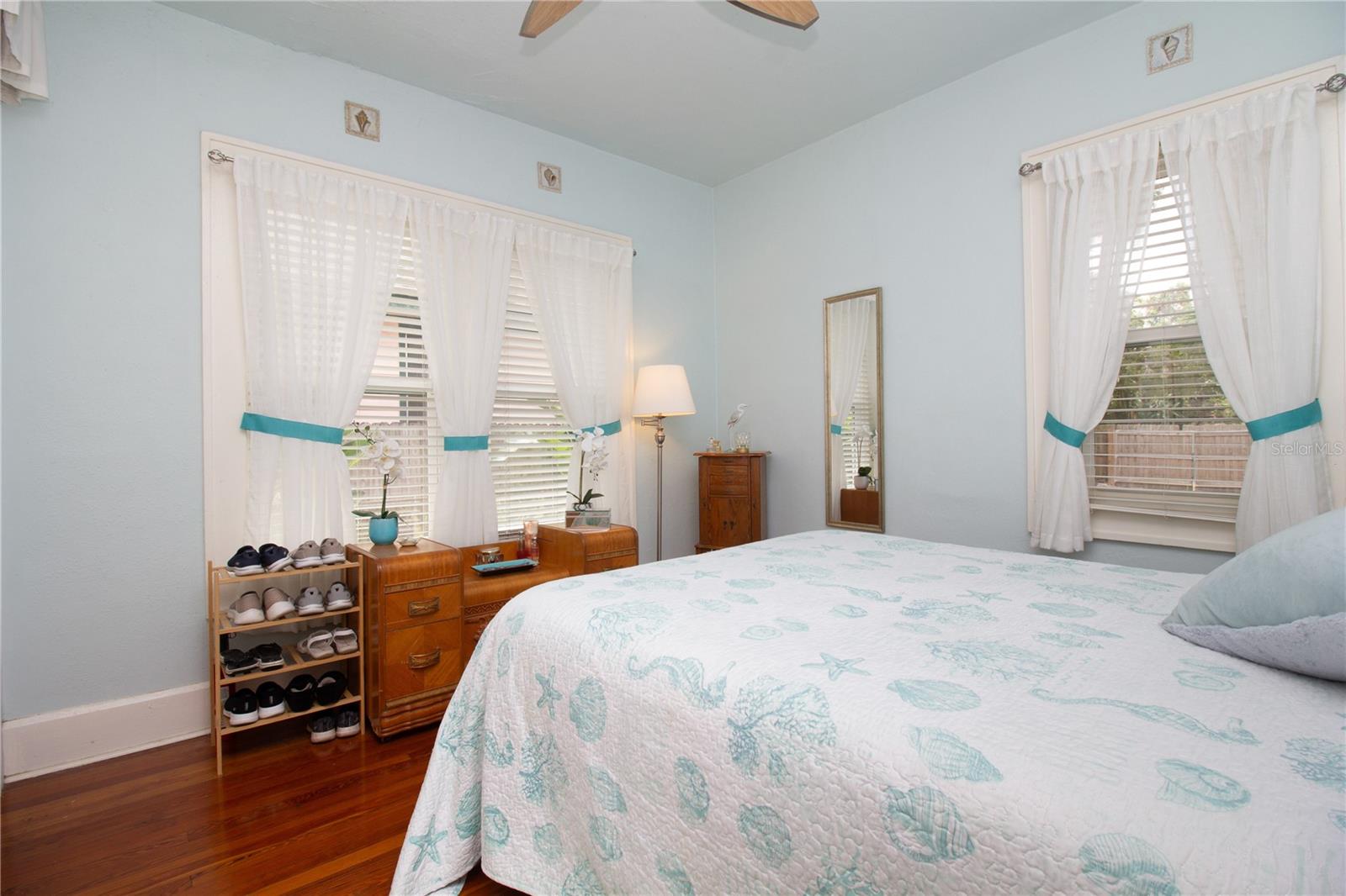 2962 BURLINGTON AVE N, ST PETERSBURG, FL, 33713