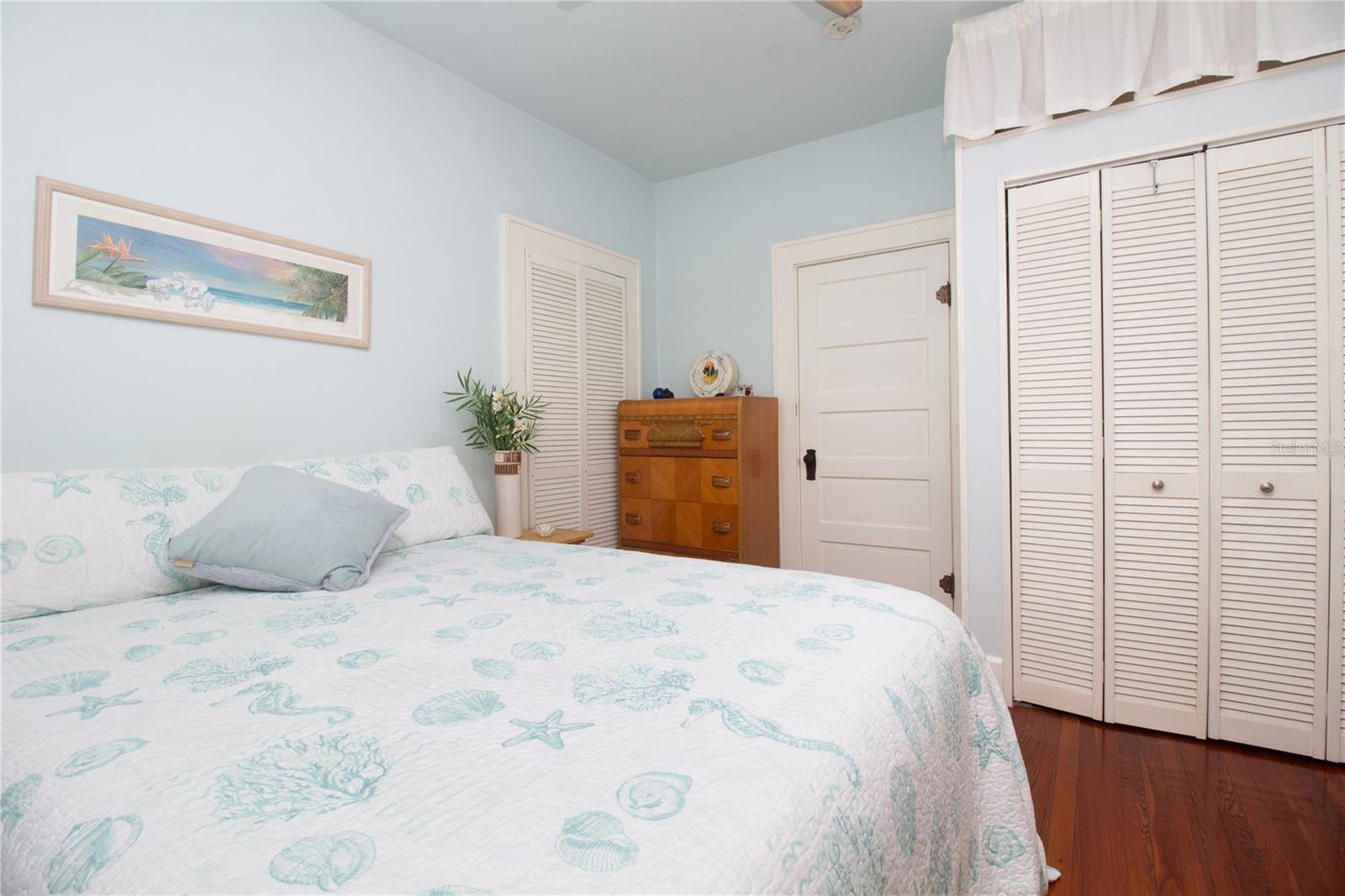 2962 BURLINGTON AVE N, ST PETERSBURG, FL, 33713