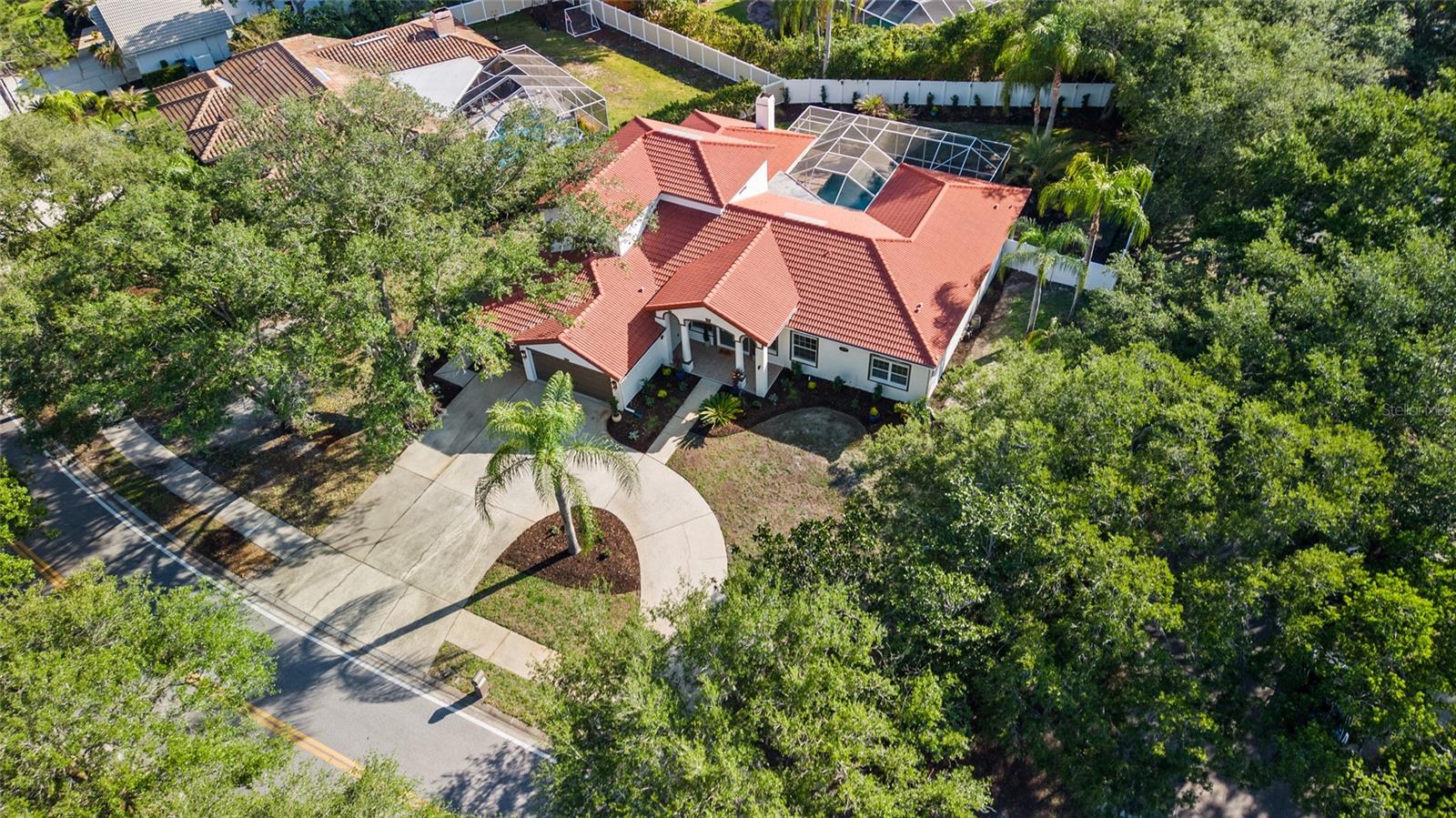 1534 E LAKE WOODLANDS PKWY, OLDSMAR, FL, 34677