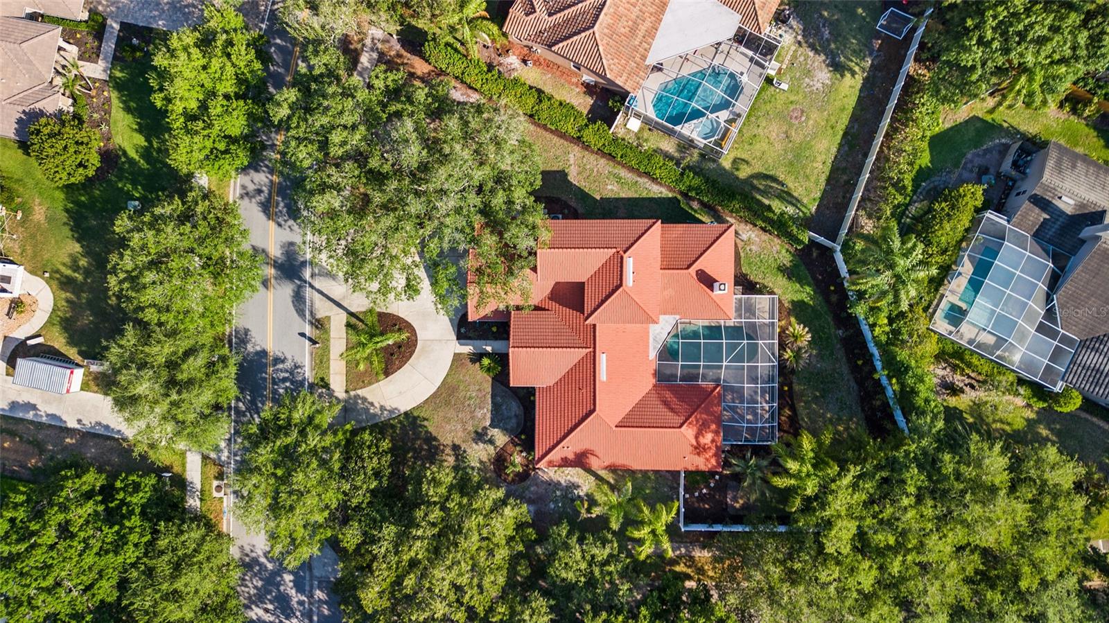 1534 E LAKE WOODLANDS PKWY, OLDSMAR, FL, 34677